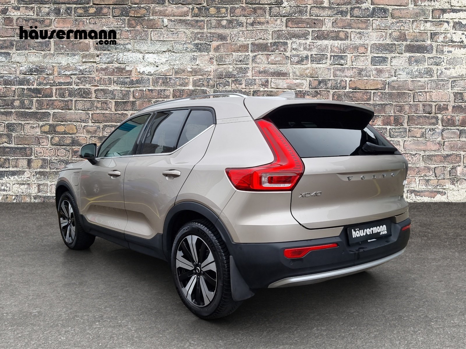 VOLVO XC40 1.5 T5 PiH Ultimate Bright, Hybride Rechargeable Essence/Électricité, Occasion / Utilisé, Automatique - 4