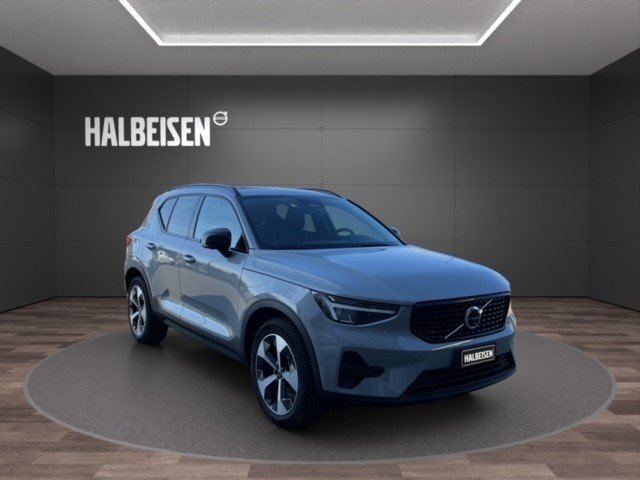 VOLVO XC40 2.0 B4 MH Plus Dark, Hybride Léger Essence/Électricité, Occasion / Utilisé, Automatique - 3