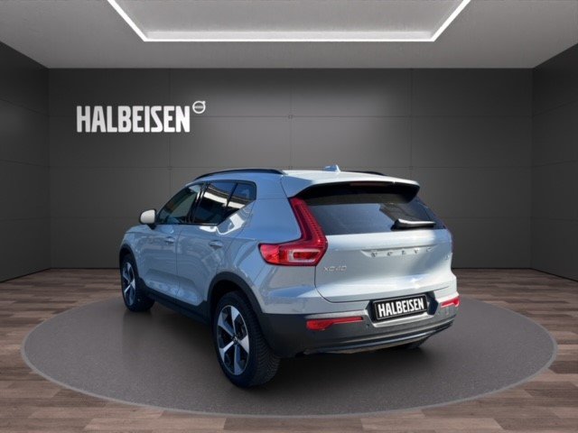 VOLVO XC40 2.0 B4 MH Plus Dark, Hybride Léger Essence/Électricité, Occasion / Utilisé, Automatique - 7