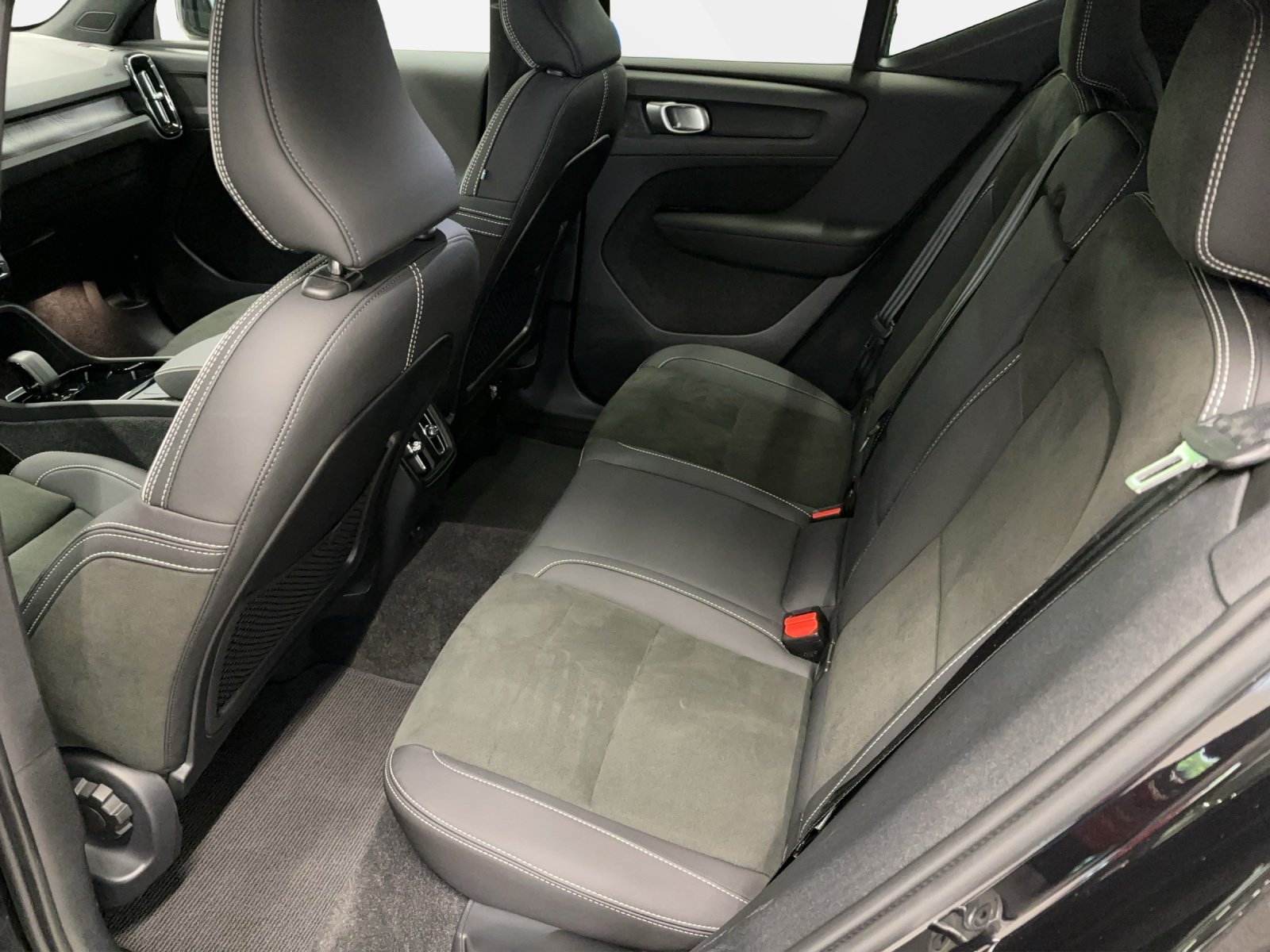VOLVO XC40 E80 Twin Plus AWD, Électrique, Occasion / Utilisé, Automatique - 5