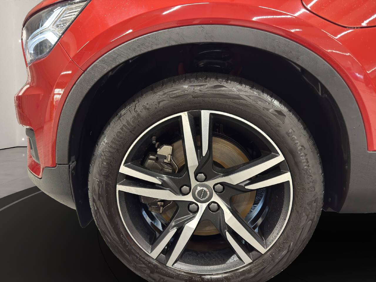 VOLVO XC40 1.5 T4 PiH R-Design, Hybride Rechargeable Essence/Électricité, Occasion / Utilisé, Automatique - 6