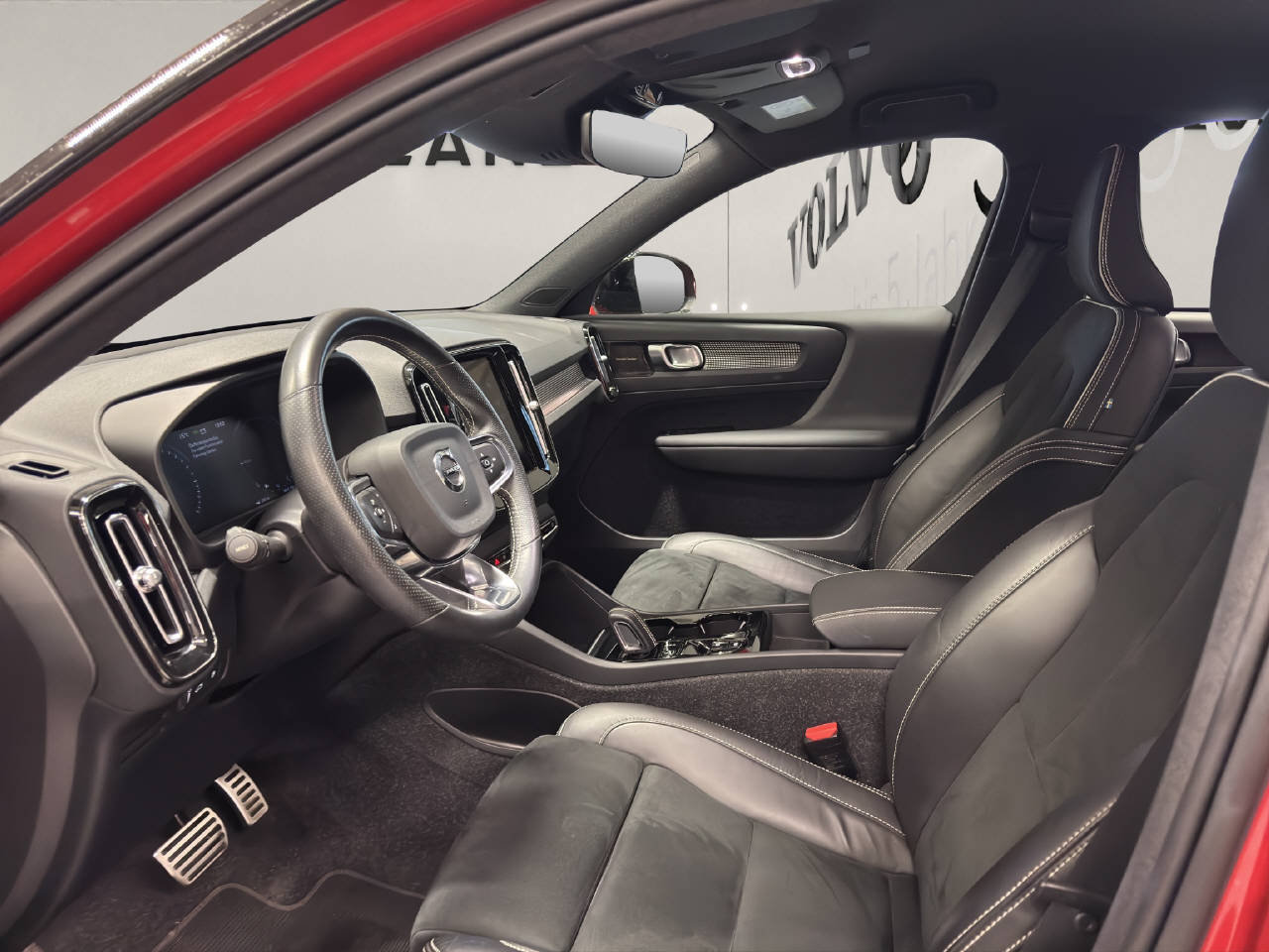 VOLVO XC40 1.5 T4 PiH R-Design, Hybride Rechargeable Essence/Électricité, Occasion / Utilisé, Automatique - 7