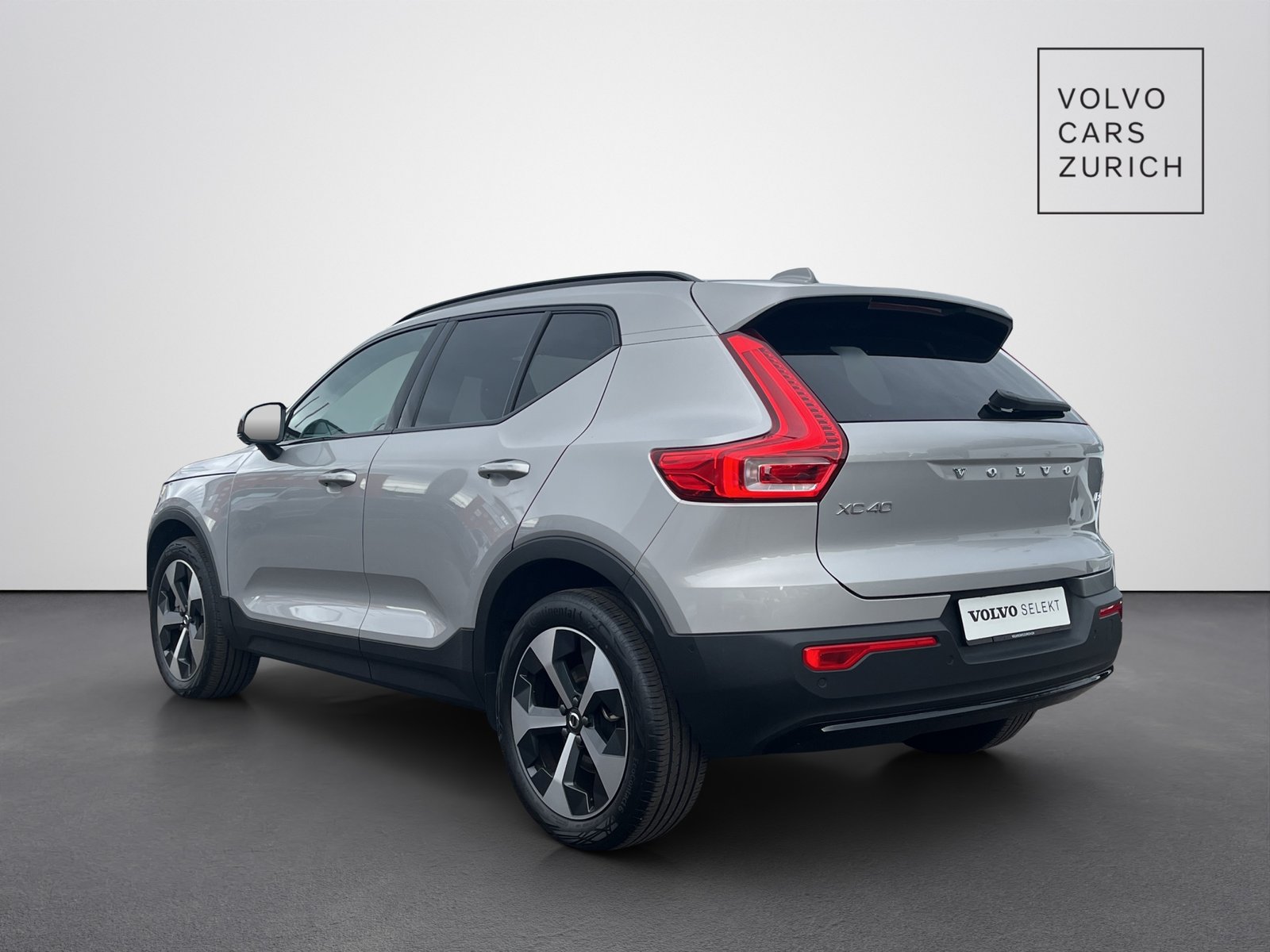 VOLVO XC40 2.0 B4 MH Plus Dark, Hybride Léger Essence/Électricité, Occasion / Utilisé, Automatique - 2