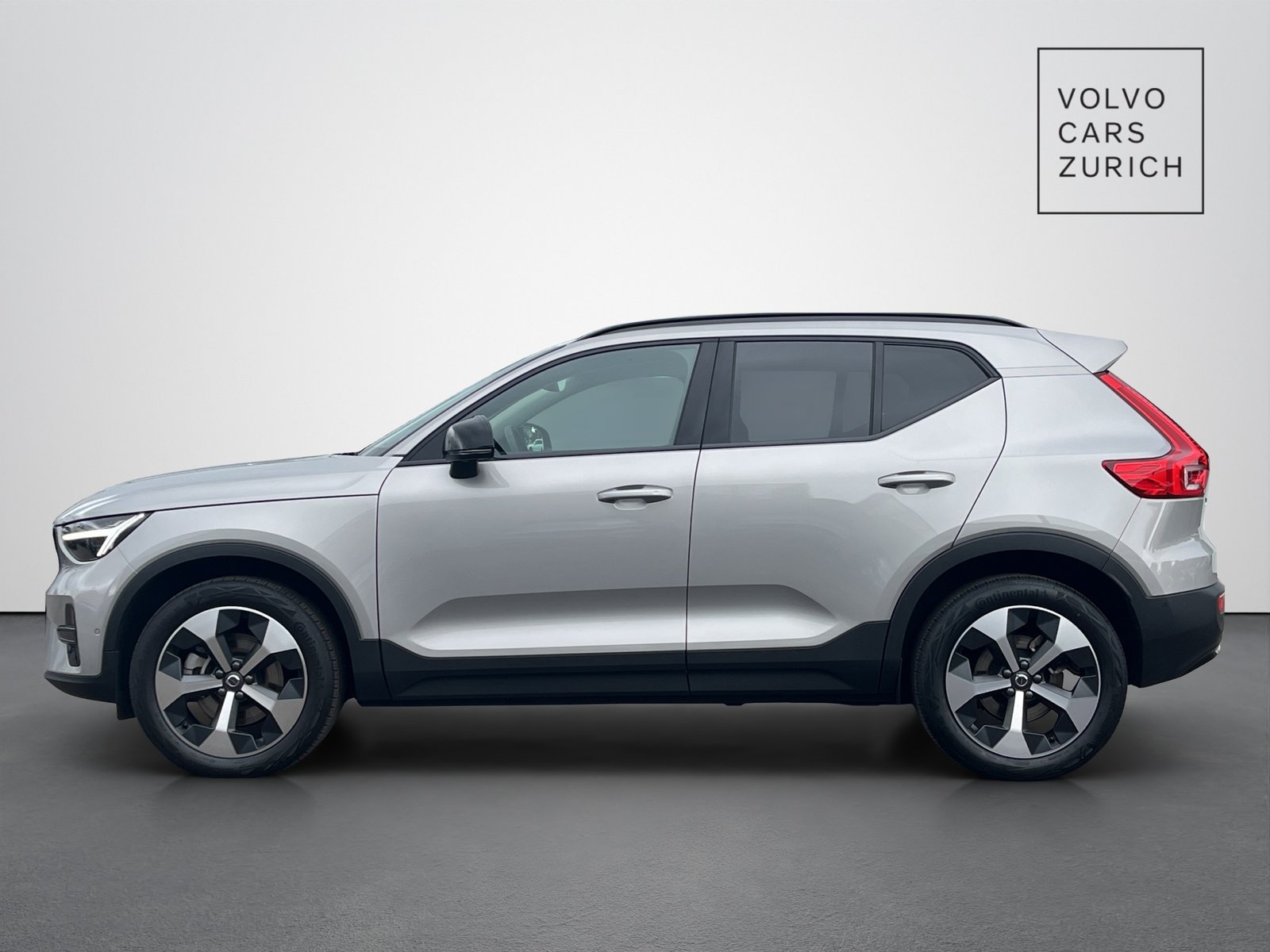 VOLVO XC40 2.0 B4 MH Plus Dark, Hybride Léger Essence/Électricité, Occasion / Utilisé, Automatique - 3