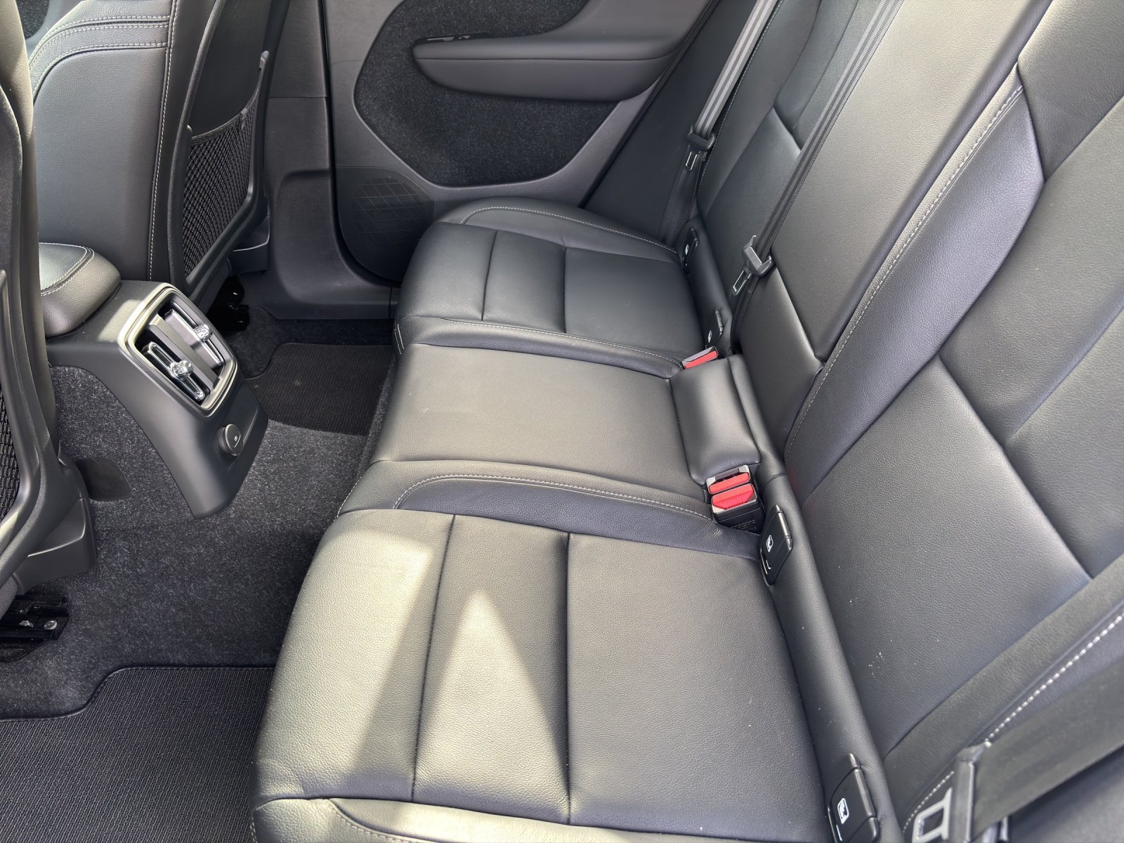 VOLVO XC40 1.5 T5 TE Inscription, Hybride Rechargeable Essence/Électricité, Occasion / Utilisé, Automatique - 7