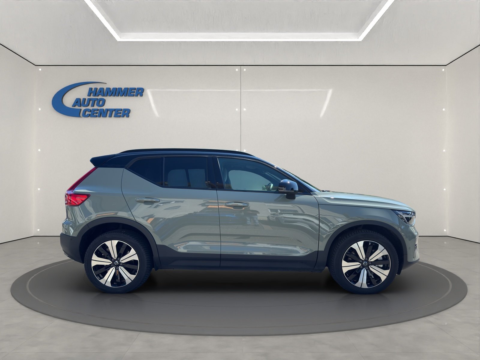VOLVO XC40 P6 Ultimate, Électrique, Occasion / Utilisé, Automatique - 6