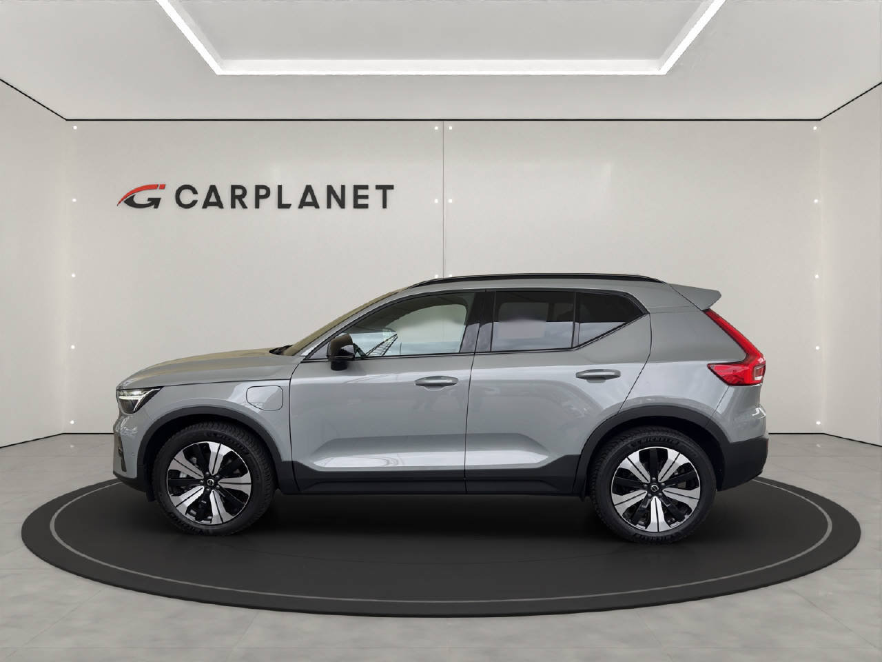 VOLVO XC40 1.5 T5 PiH Ultimate Dark, Plug-in-Hybrid Benzin/Elektro, Occasion / Gebraucht, Automatik - 3