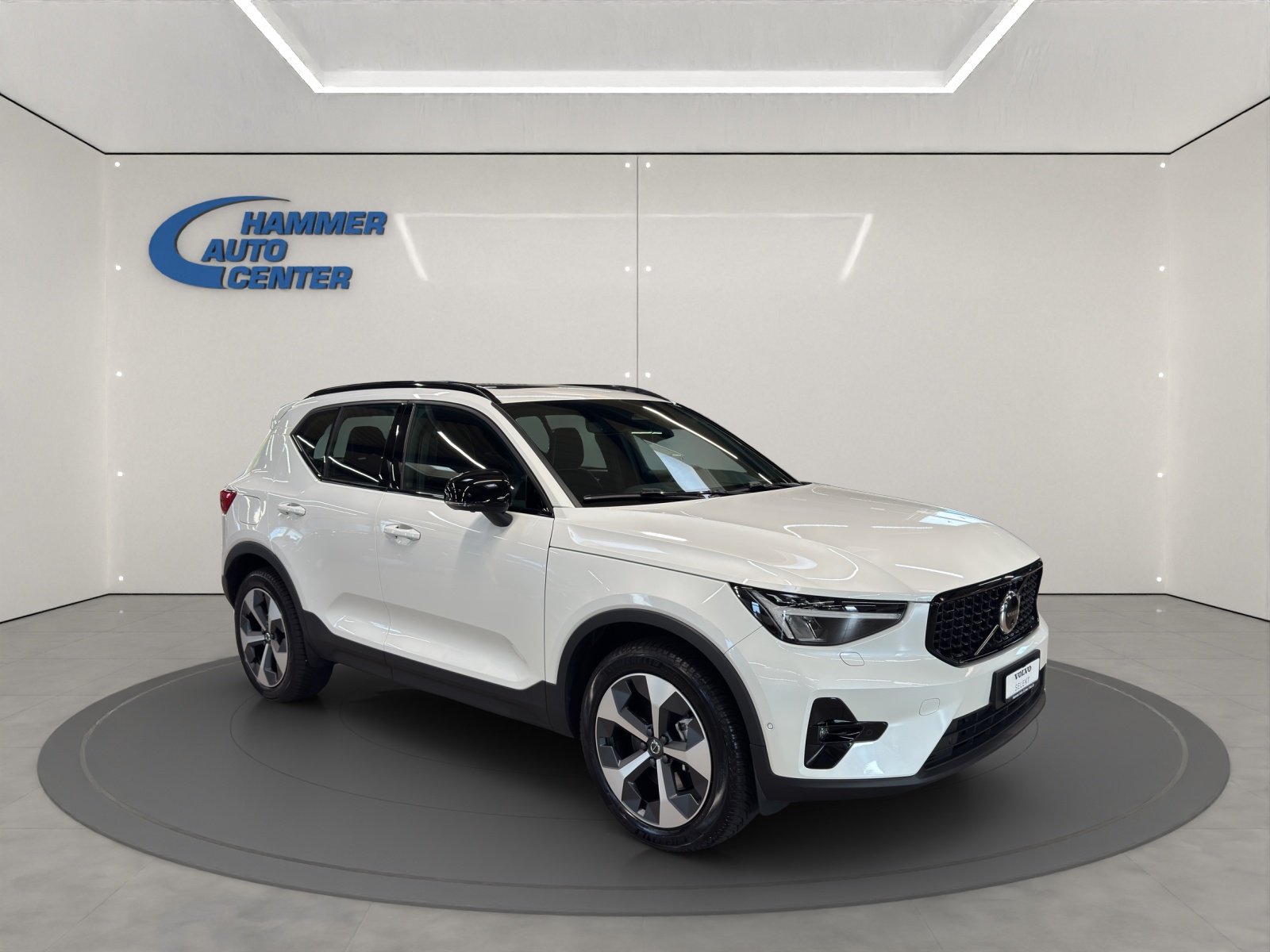 VOLVO XC40 2.0 B4 MH Ultimate Dark, Hybride Léger Essence/Électricité, Occasion / Utilisé, Automatique - 5