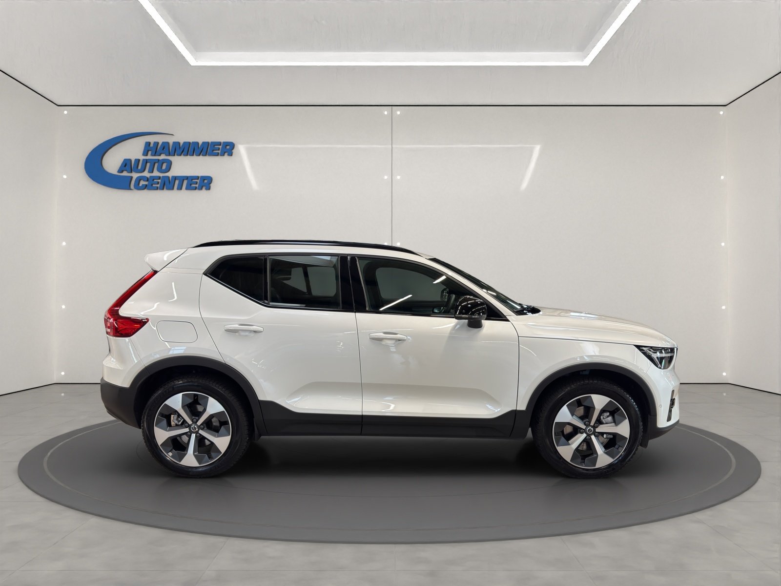 VOLVO XC40 2.0 B4 MH Ultimate Dark, Hybride Léger Essence/Électricité, Occasion / Utilisé, Automatique - 6