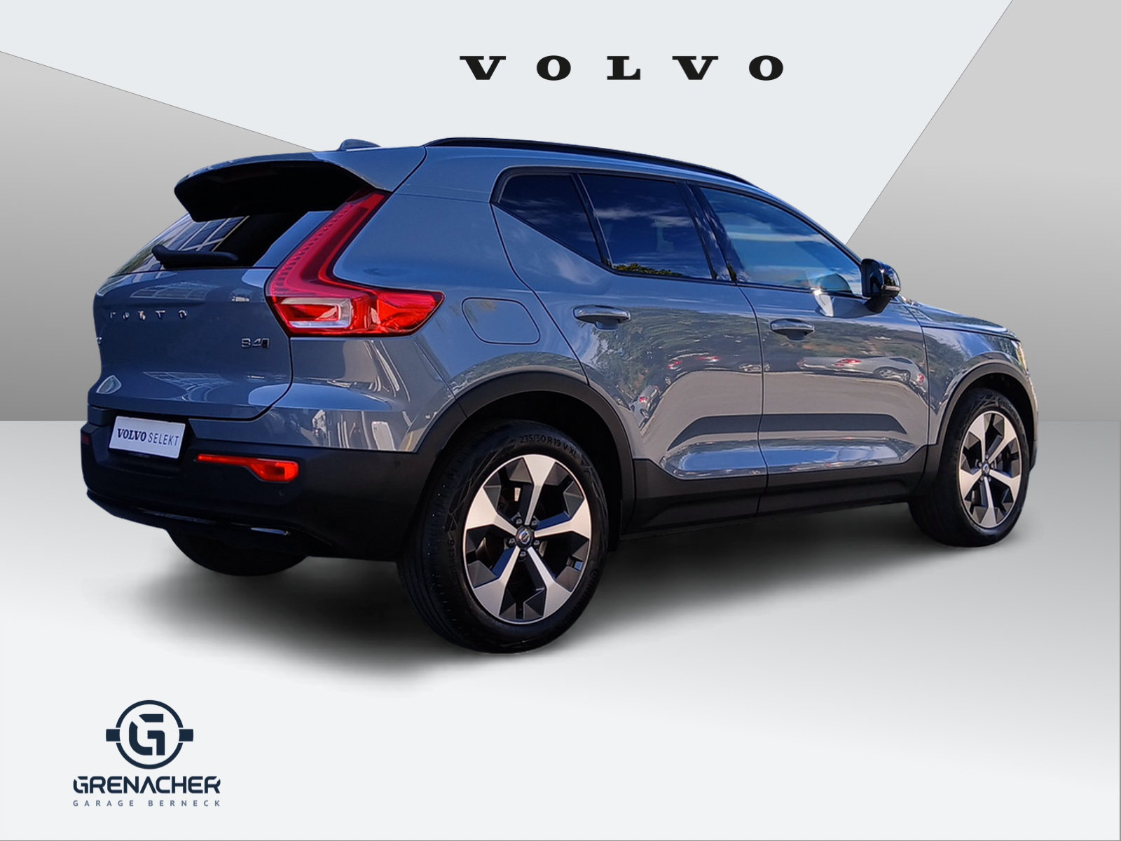 VOLVO XC40 2.0 B4 MH Ultimate Dark AWD, Mild-Hybrid Petrol/Electric, Second hand / Used, Automatic - 4
