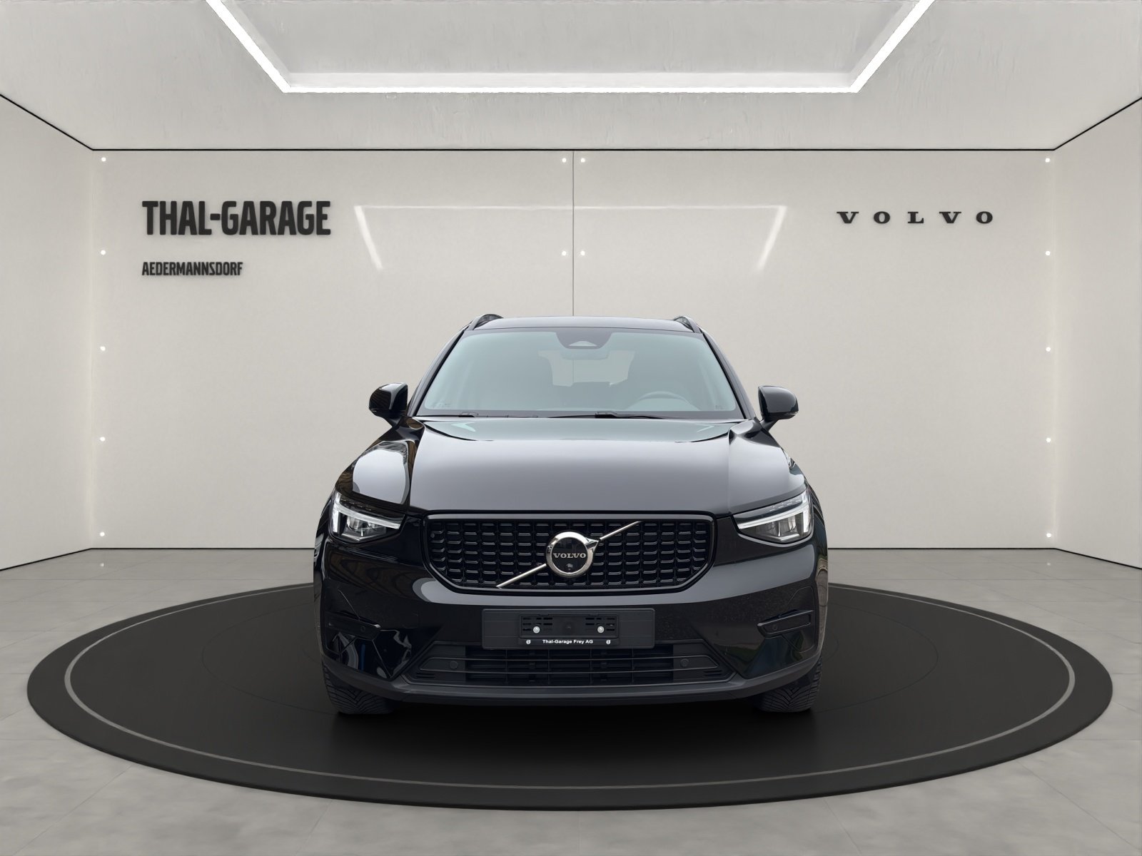VOLVO XC40 2.0 B4 MH Plus Dark, Hybride Léger Essence/Électricité, Occasion / Utilisé, Automatique - 2