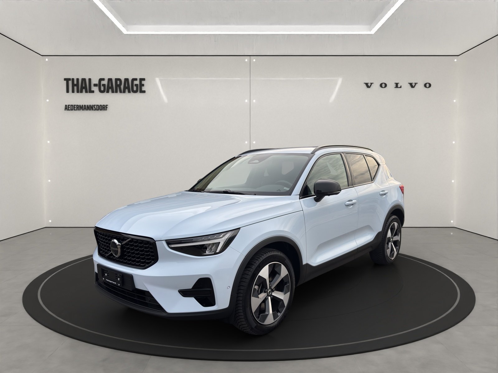 VOLVO XC40 2.0 B4 MH Plus Dark
