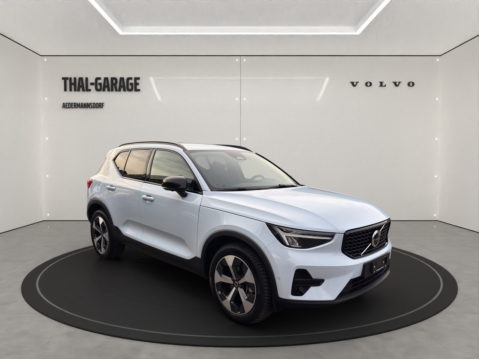 VOLVO XC40 2.0 B4 MH Plus Dark, Hybride Léger Essence/Électricité, Occasion / Utilisé, Automatique - 3