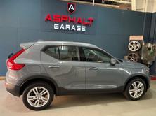VOLVO XC40 Momentum, Diesel, Occasion / Gebraucht, Automatik - 2