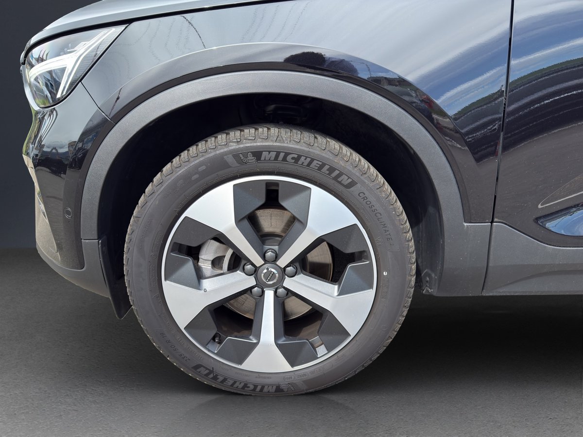 VOLVO XC40 B3 Benzin Mild Hybrid Plus Dark DCT, Hybride Léger Essence/Électricité, Occasion / Utilisé, Automatique - 6