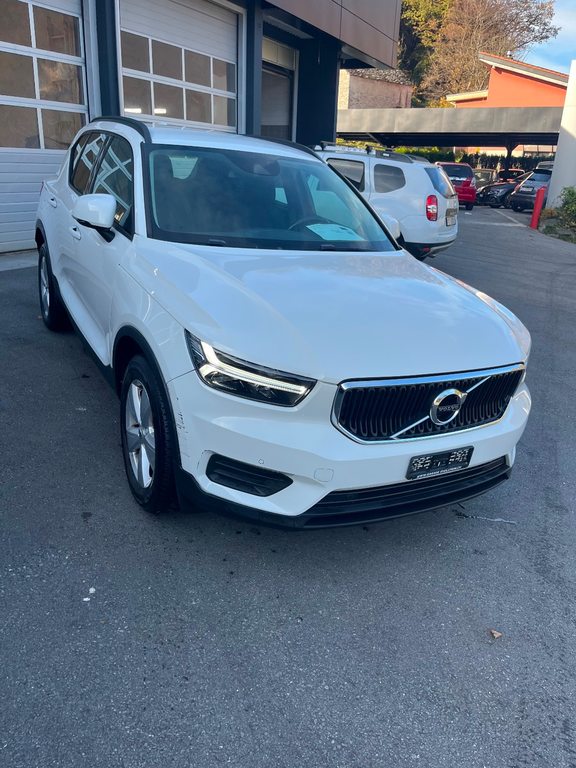 VOLVO XC40 2.0 D3 Momentum AWD, Diesel, Occasion / Utilisé, Automatique - 3