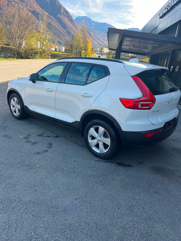 VOLVO XC40 2.0 D3 Momentum AWD, Diesel, Occasion / Utilisé, Automatique - 6