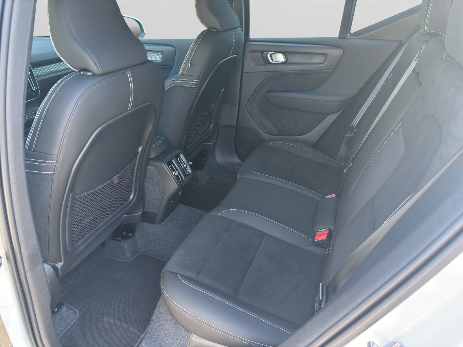 VOLVO XC40 1.5 T2 XCITE, Essence, Occasion / Utilisé, Automatique - 5