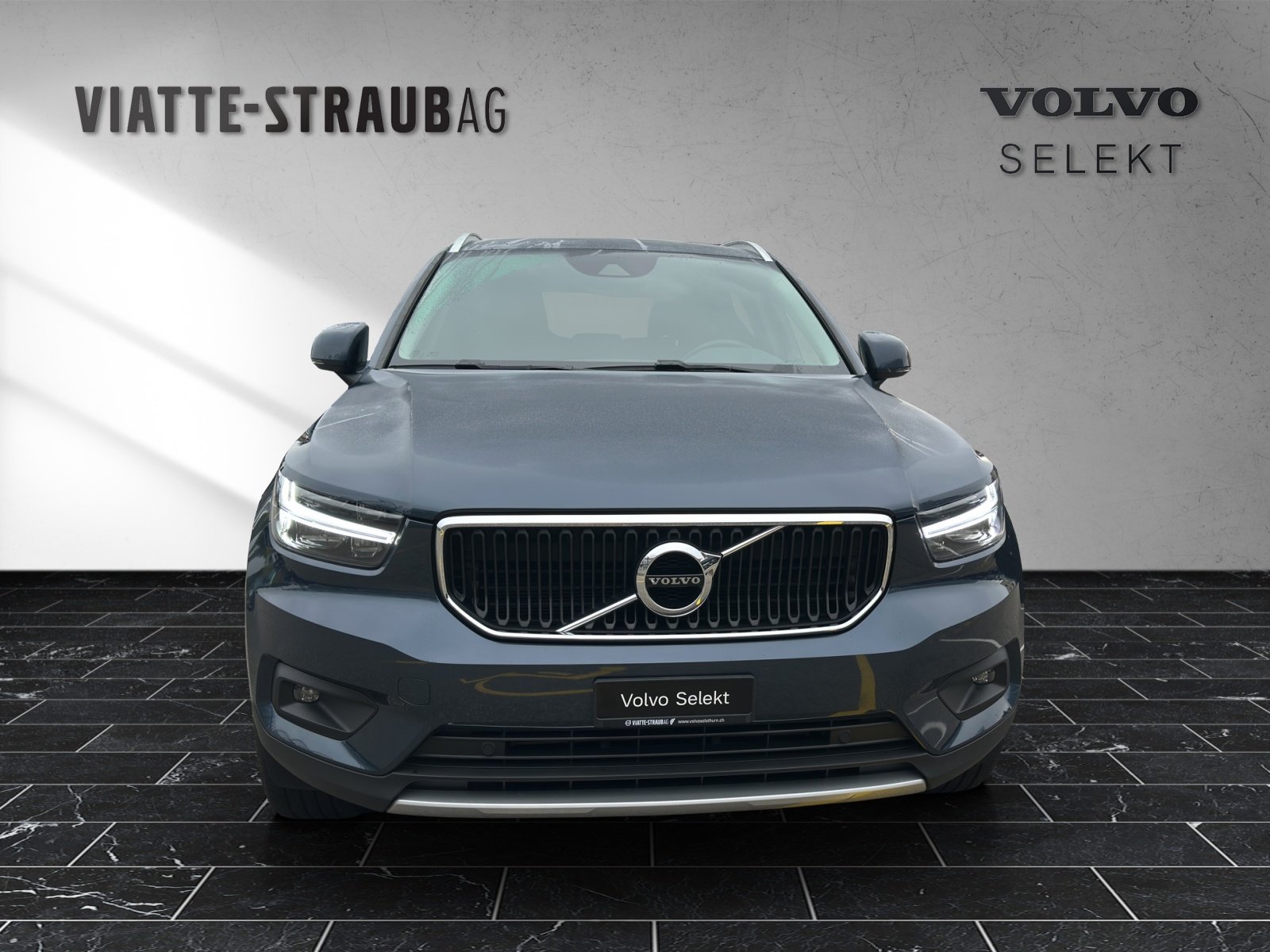 VOLVO XC40 1.5 T2 Momentum, Petrol, Second hand / Used, Automatic - 5