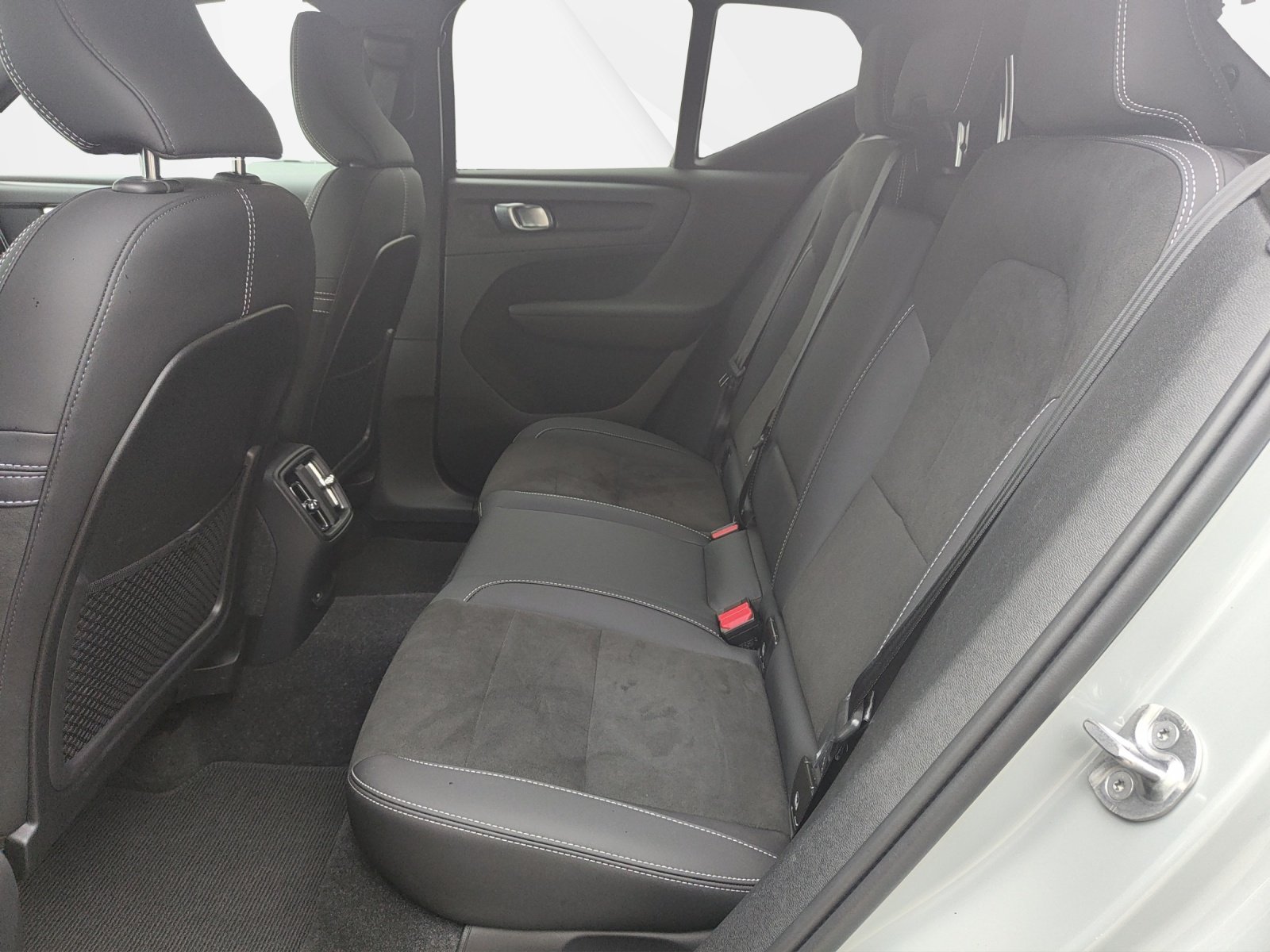 VOLVO XC40 E80 Twin Plus AWD, Électrique, Occasion / Utilisé, Automatique - 5