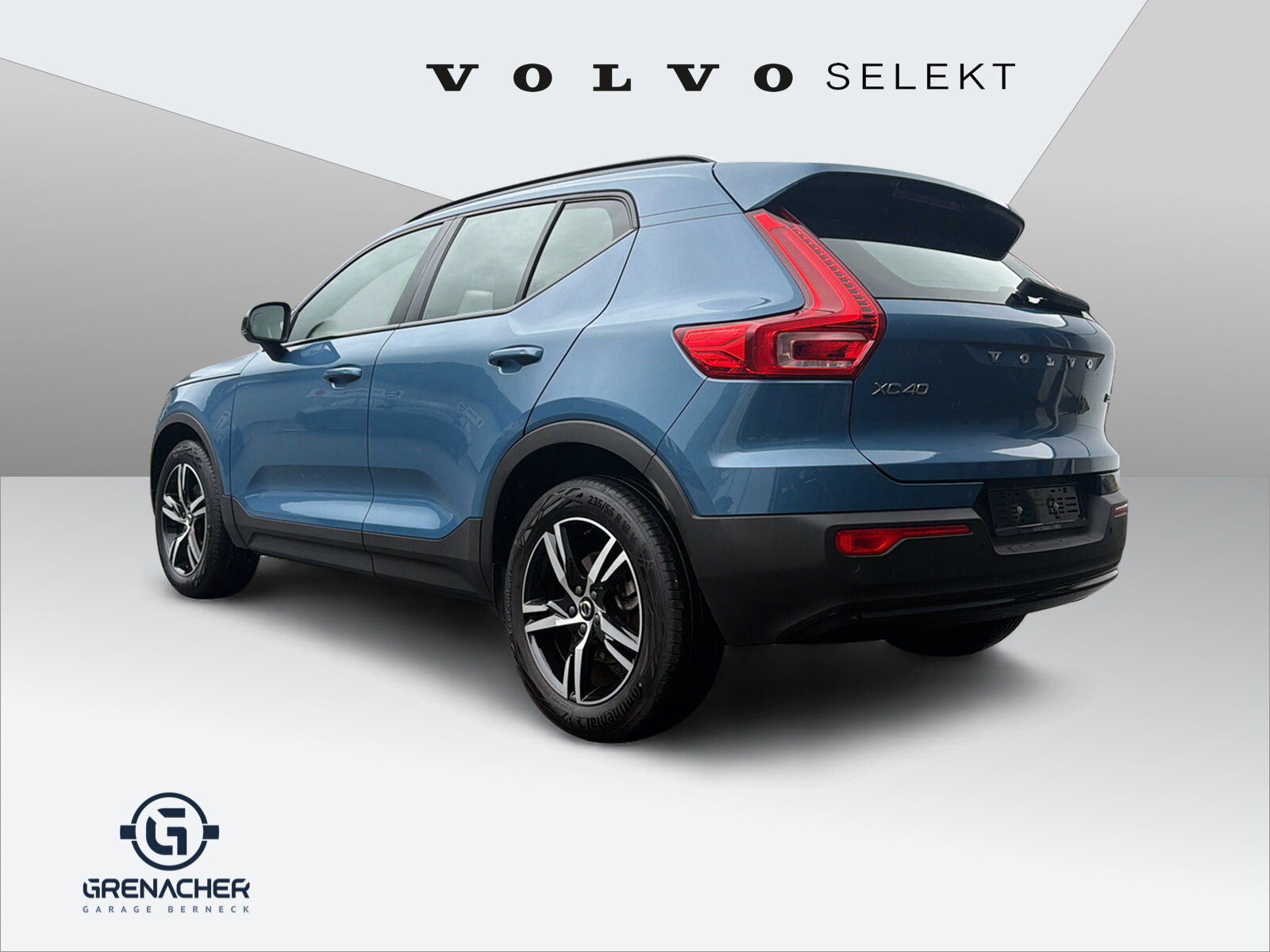 VOLVO XC40 2.0 B5 MH Plus Dark AWD, Mild-Hybrid Petrol/Electric, Second hand / Used, Automatic - 4