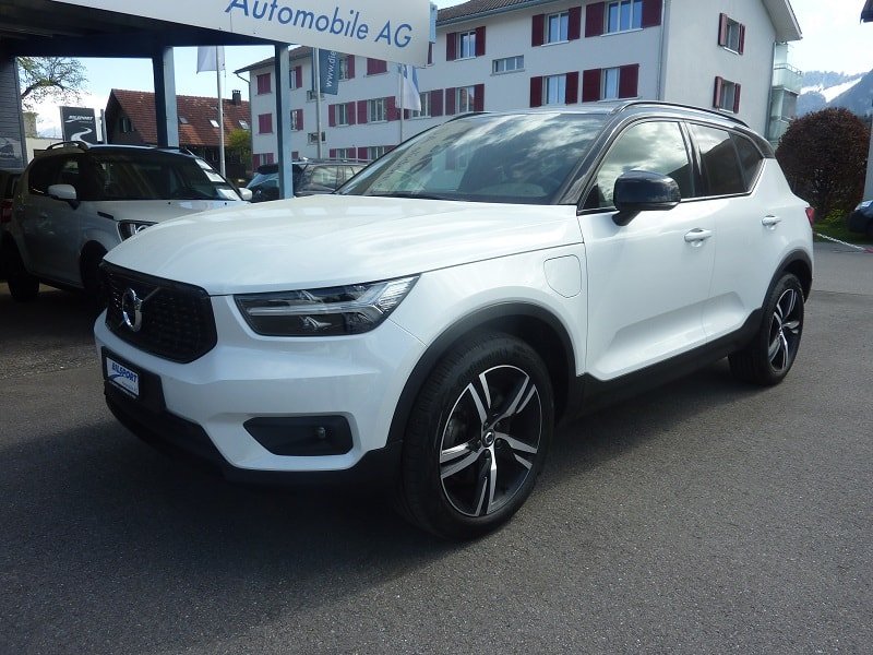 VOLVO XC40 T5 TwE R-Design DCT, Plug-in-Hybrid Petrol/Electric, Second hand / Used, Automatic - 4