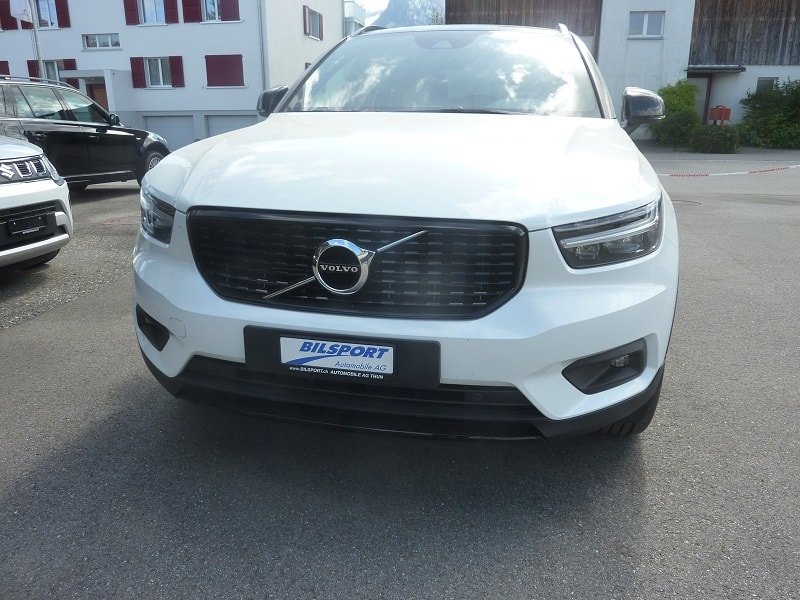VOLVO XC40 T5 TwE R-Design DCT, Plug-in-Hybrid Petrol/Electric, Second hand / Used, Automatic - 5