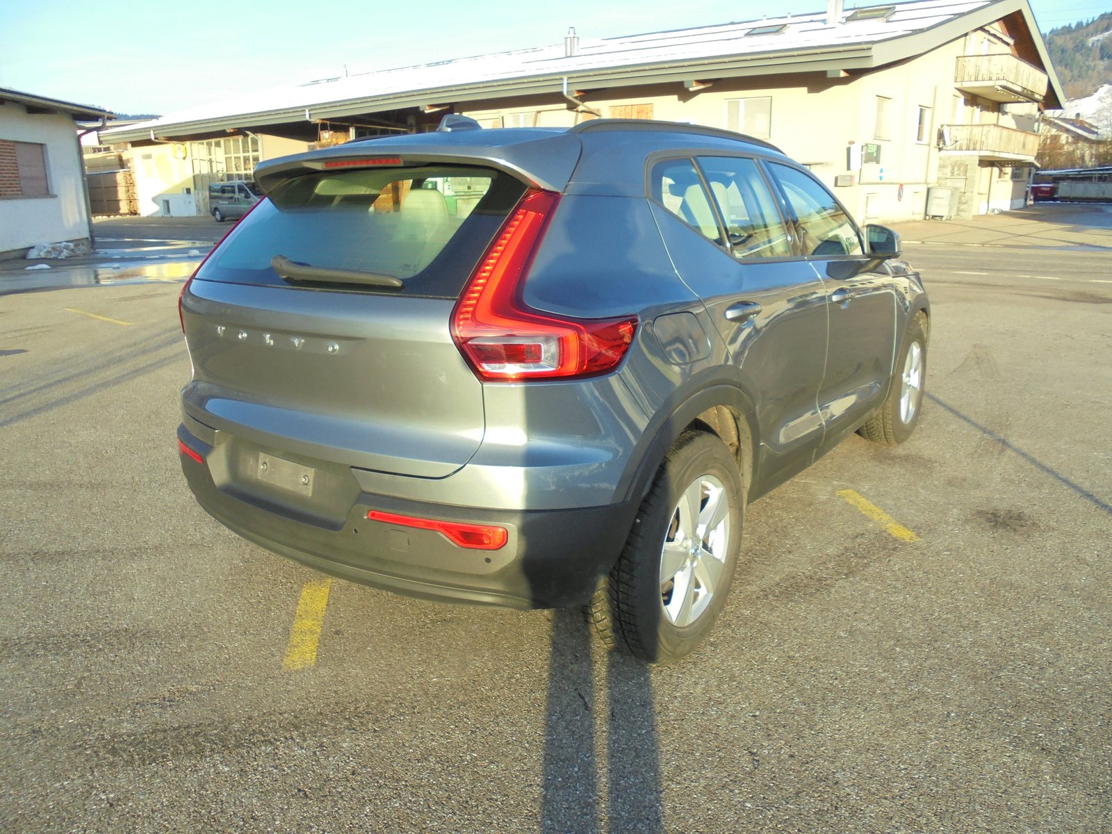 VOLVO XC40 D4 AWD Momentum Geartronic, Diesel, Occasion / Utilisé, Automatique - 5