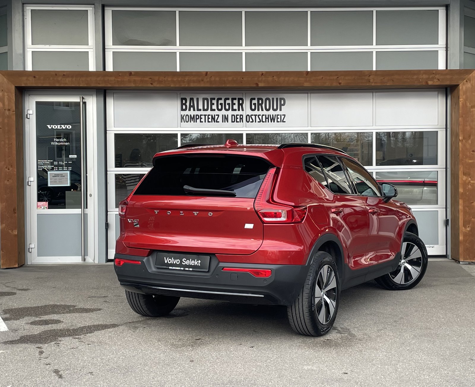 VOLVO XC40 1.5 T4 PiH R-Design, Essence, Occasion / Utilisé, Automatique - 3