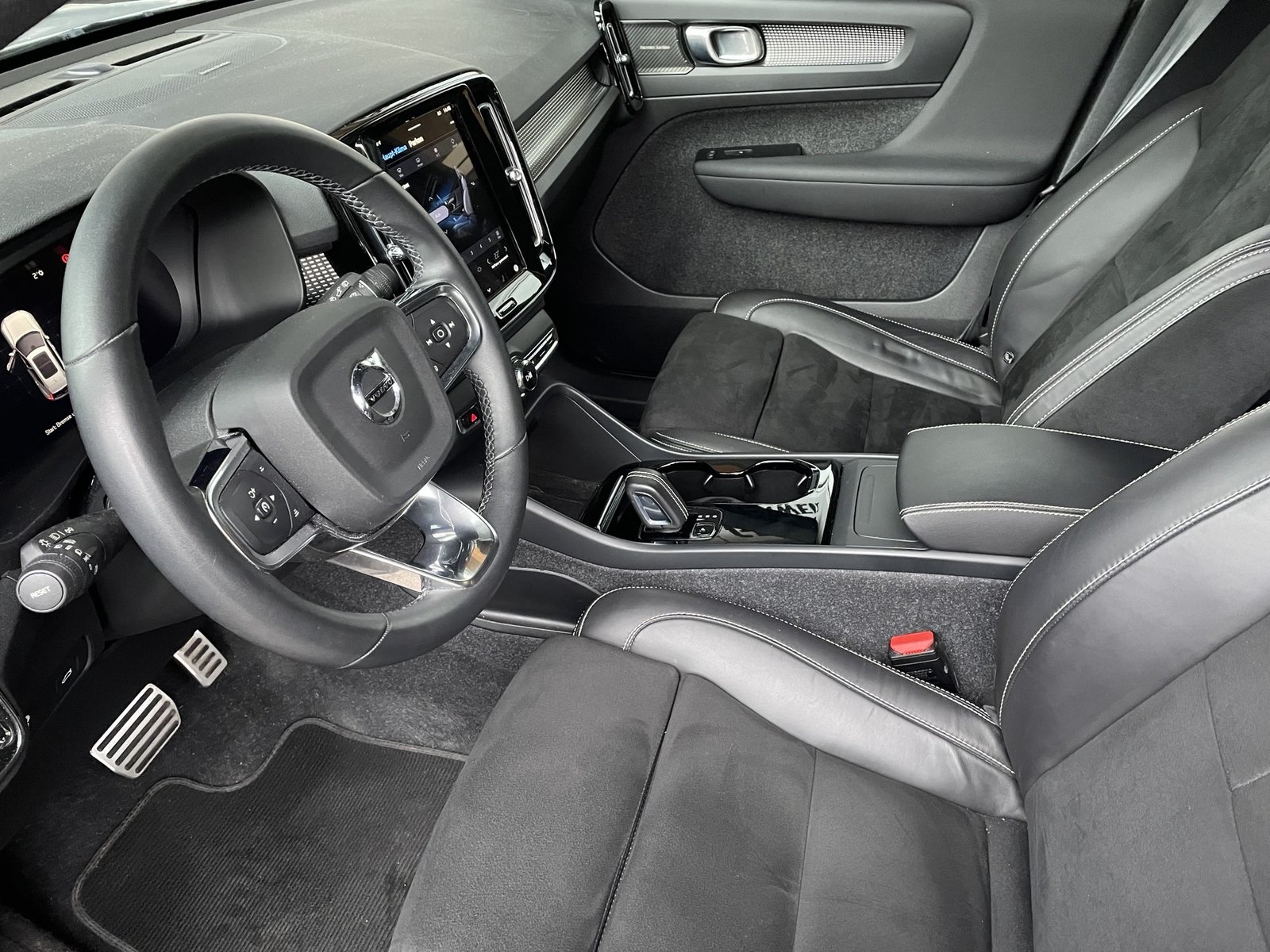VOLVO XC40 P8 AWD Elec Pro, Elettrica, Occasioni / Usate, Automatico - 4