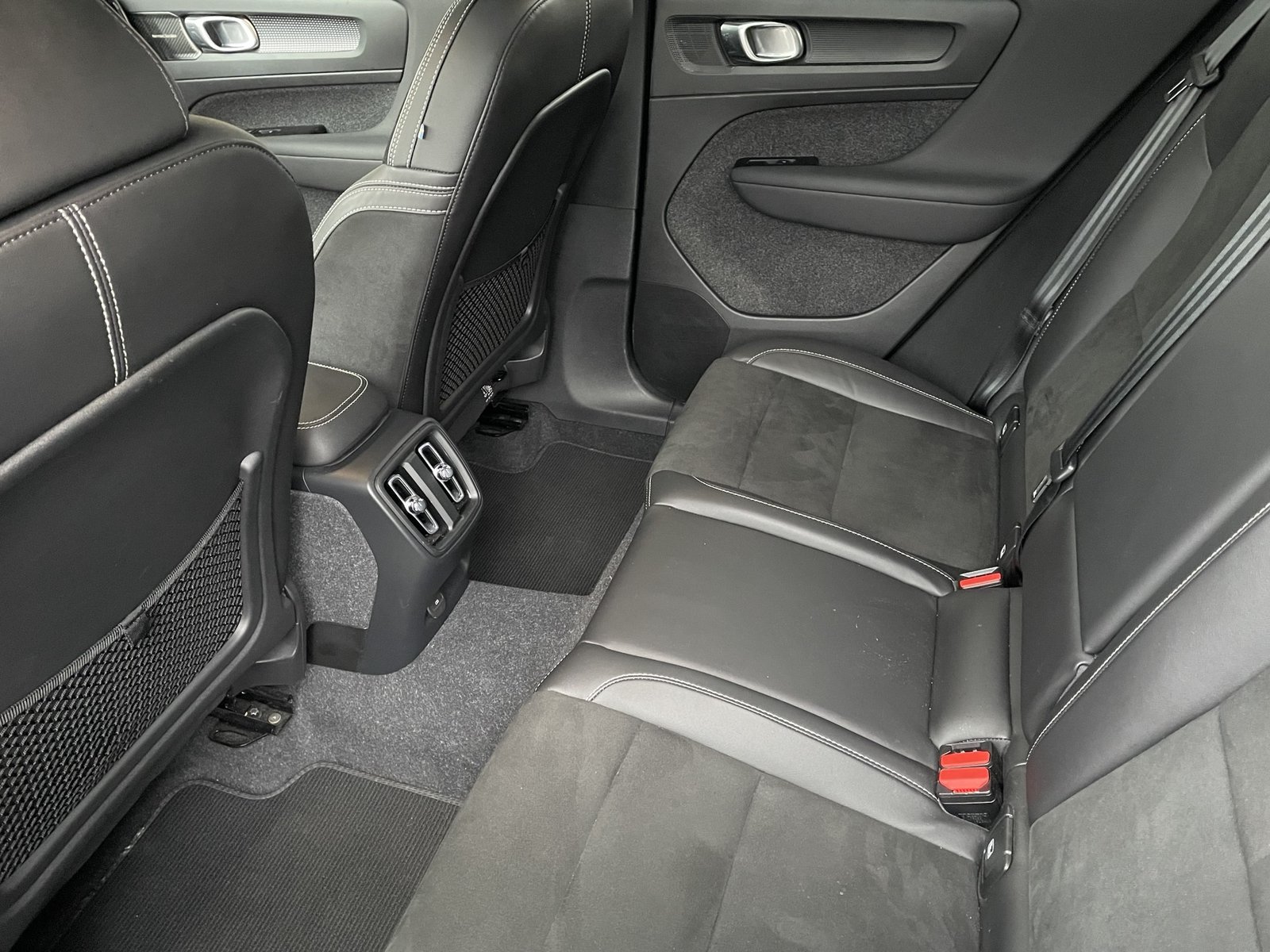 VOLVO XC40 P8 AWD Elec Pro, Elettrica, Occasioni / Usate, Automatico - 5