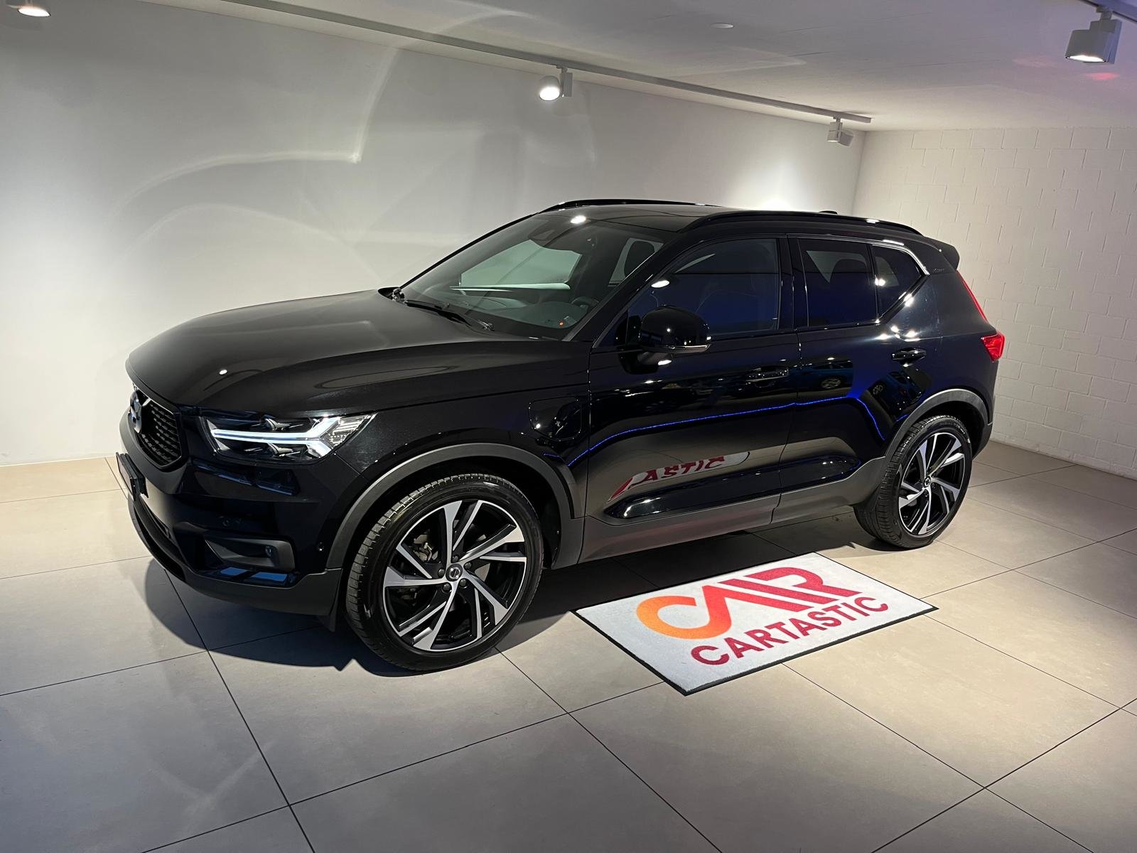 VOLVO XC40 T5 TwE R-Design