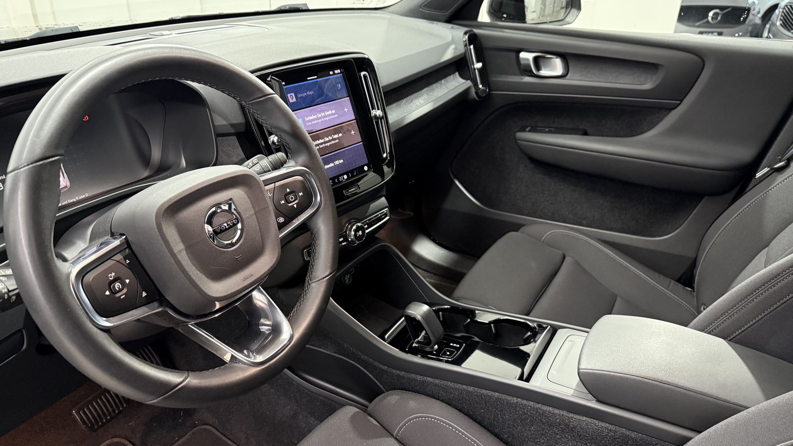 VOLVO XC40 P6 Core, Elettrica, Occasioni / Usate, Automatico - 4