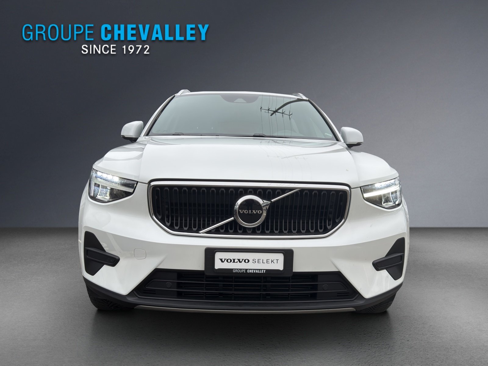 VOLVO XC40 T2 Core Geartronic, Petrol, Second hand / Used, Automatic - 2