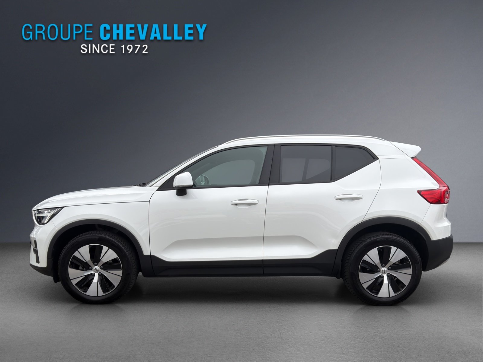 VOLVO XC40 T2 Core Geartronic, Petrol, Second hand / Used, Automatic - 3