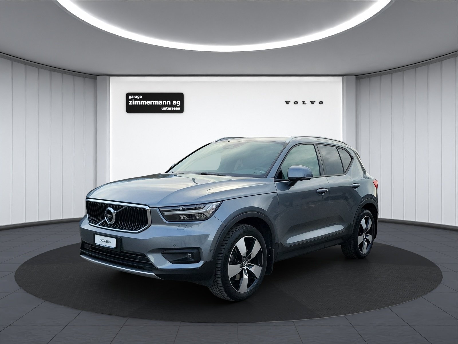 VOLVO XC40 2.0 D4 Momentum AWD