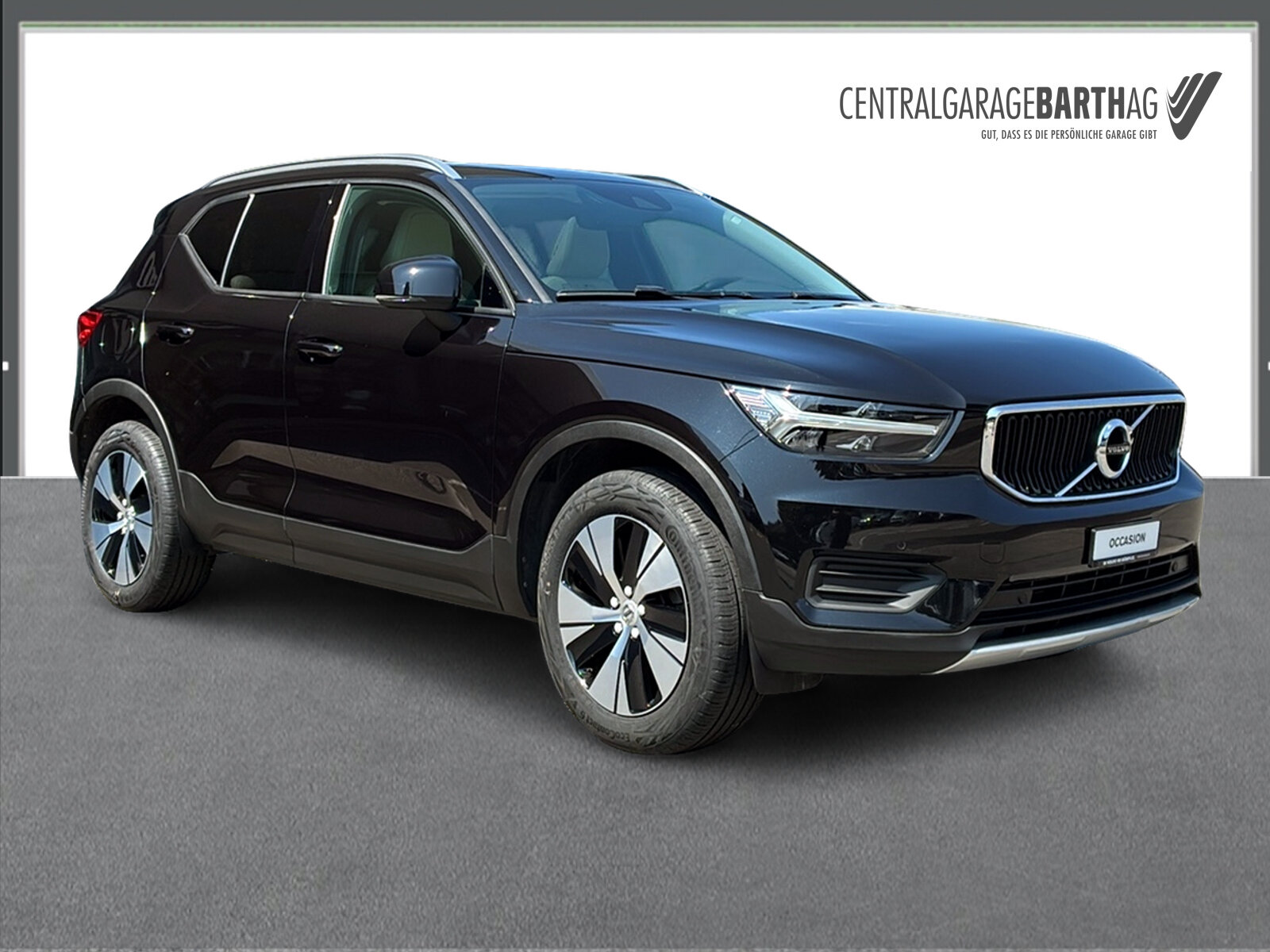VOLVO XC40 2.0 D4 Momentum AWD, Diesel, Second hand / Used, Automatic - 3