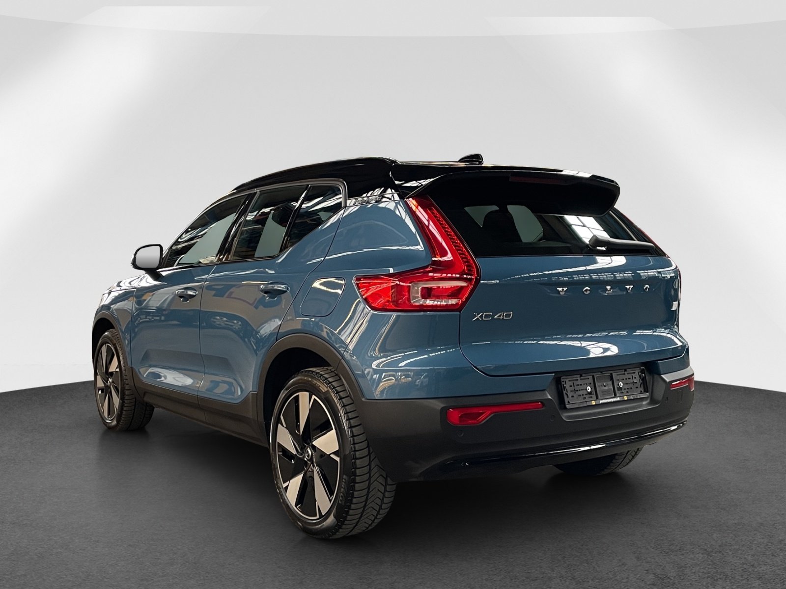 VOLVO XC40 E80 Twin Plus AWD, Electric, Second hand / Used, Automatic - 4