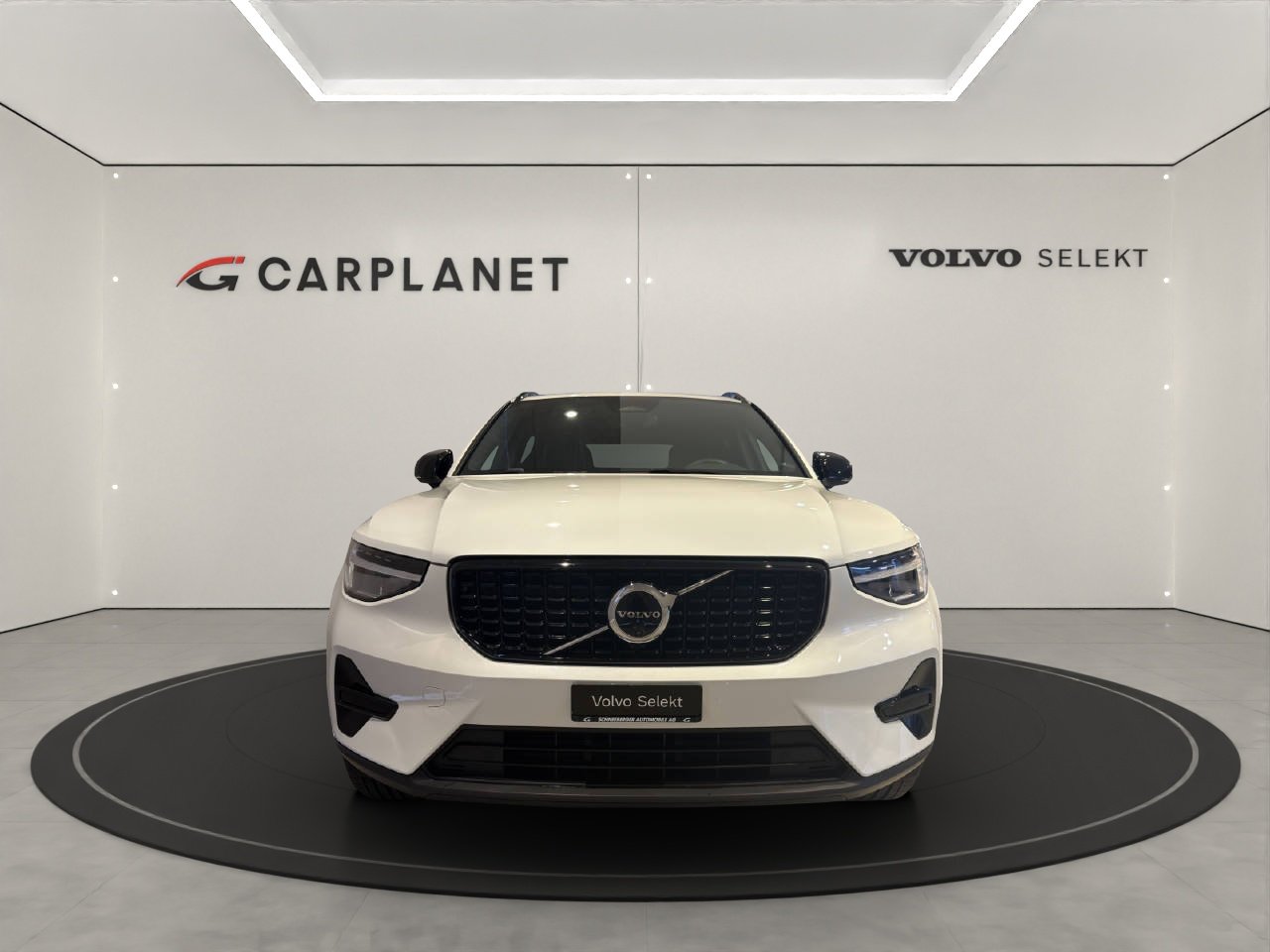 VOLVO XC40 2.0 B3 MH Plus Dark, Mild-Hybrid Benzin/Elektro, Occasion / Gebraucht, Automatik - 5