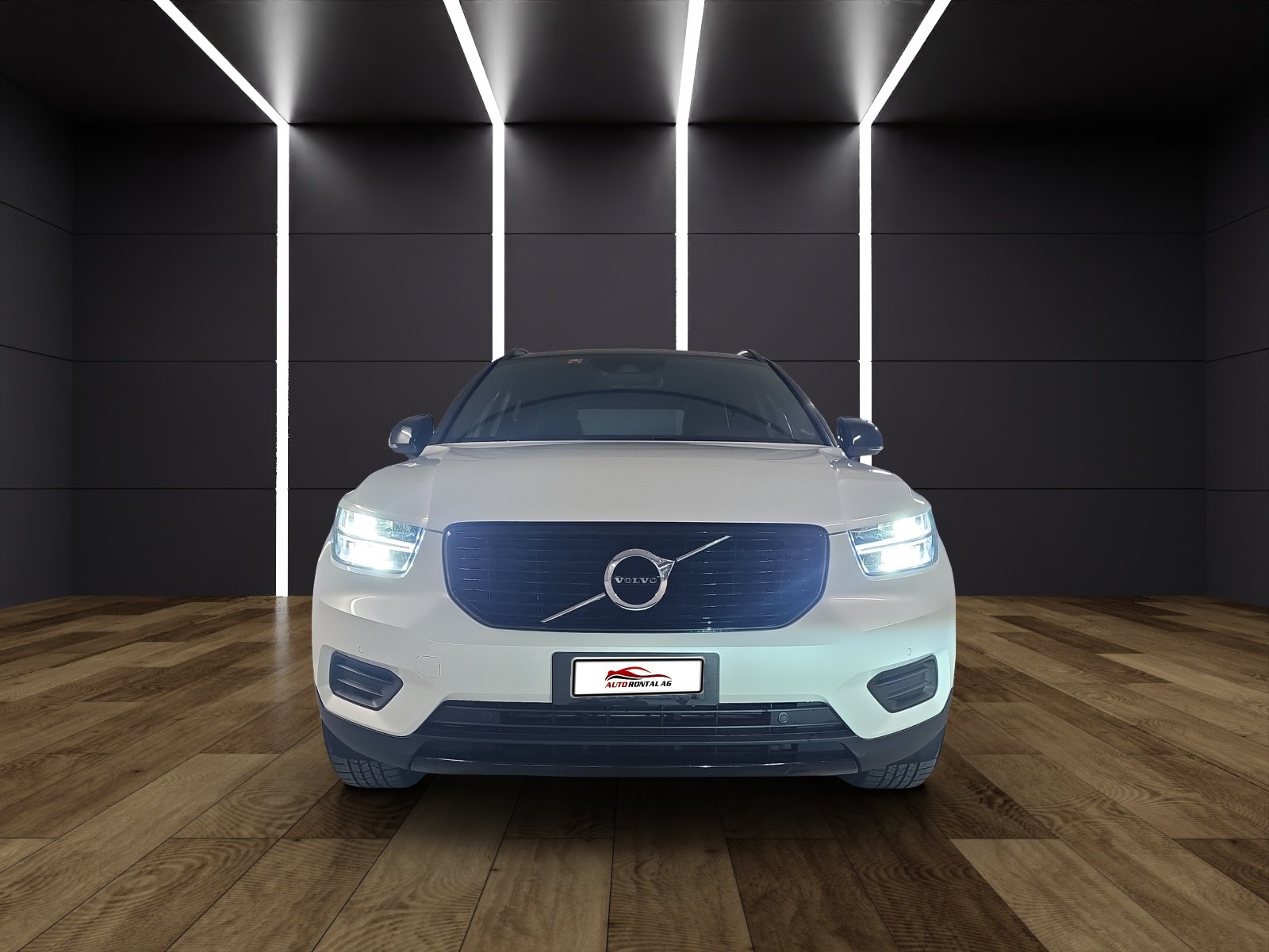 VOLVO XC40 D4 AWD R-Design Geartronic, Diesel, Occasion / Utilisé, Automatique - 3