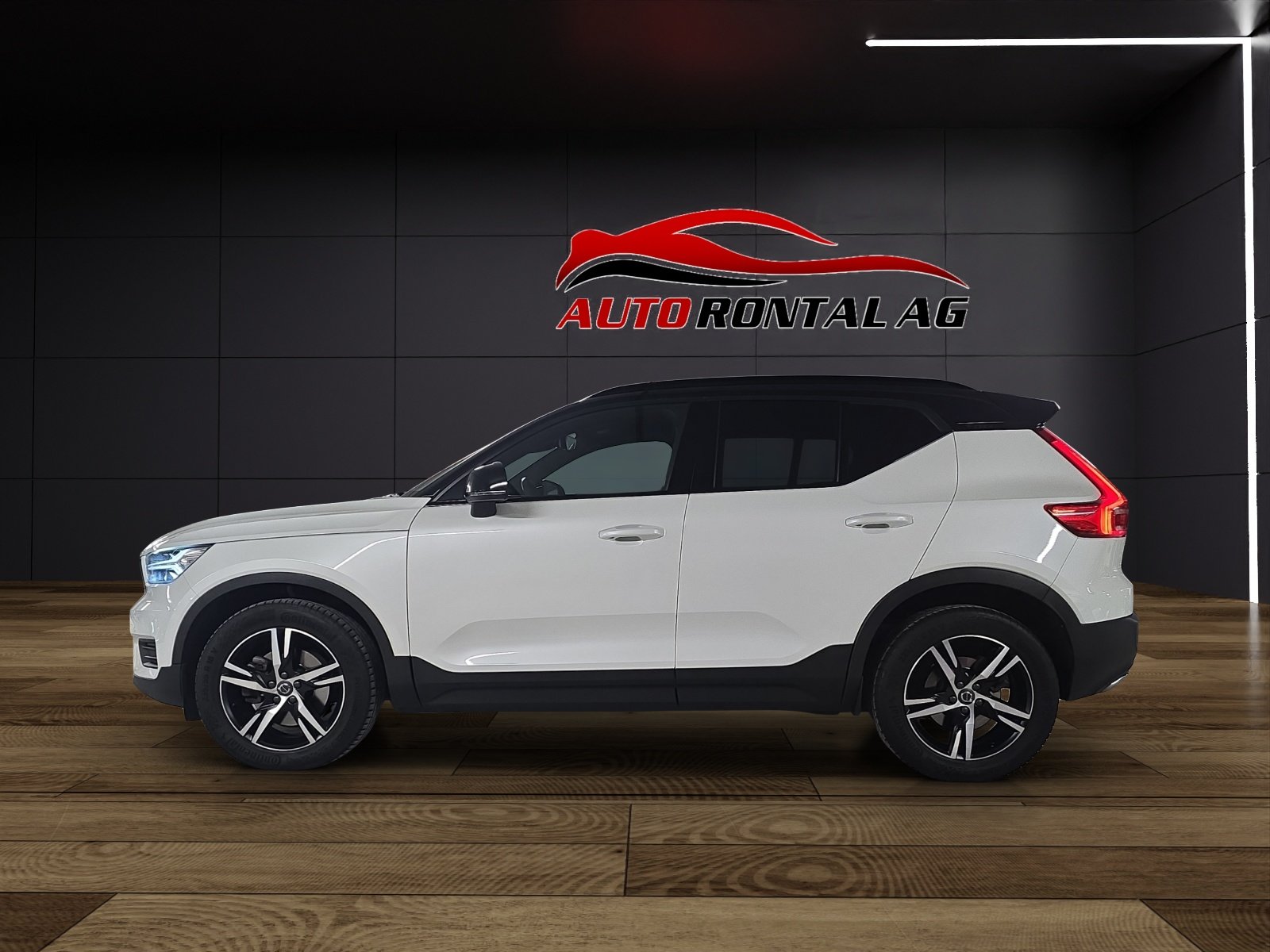 VOLVO XC40 D4 AWD R-Design Geartronic, Diesel, Occasion / Utilisé, Automatique - 4
