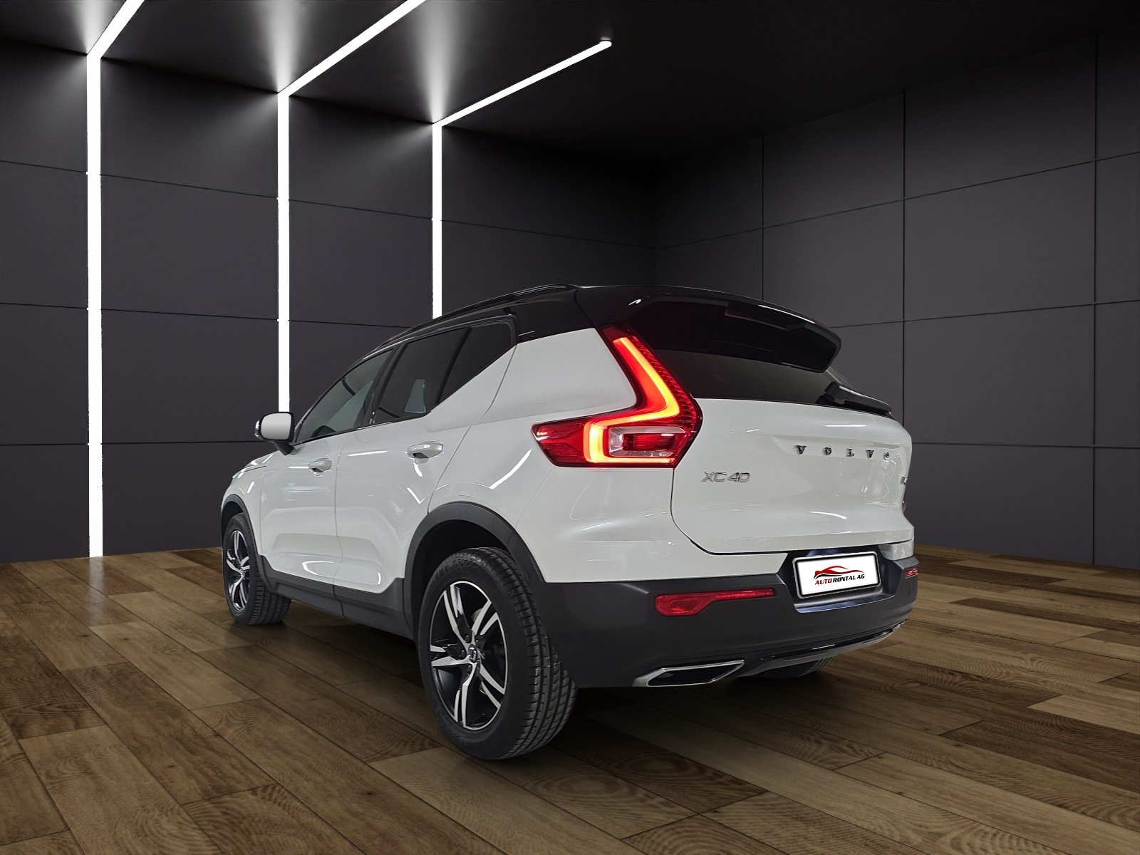 VOLVO XC40 D4 AWD R-Design Geartronic, Diesel, Occasion / Utilisé, Automatique - 6
