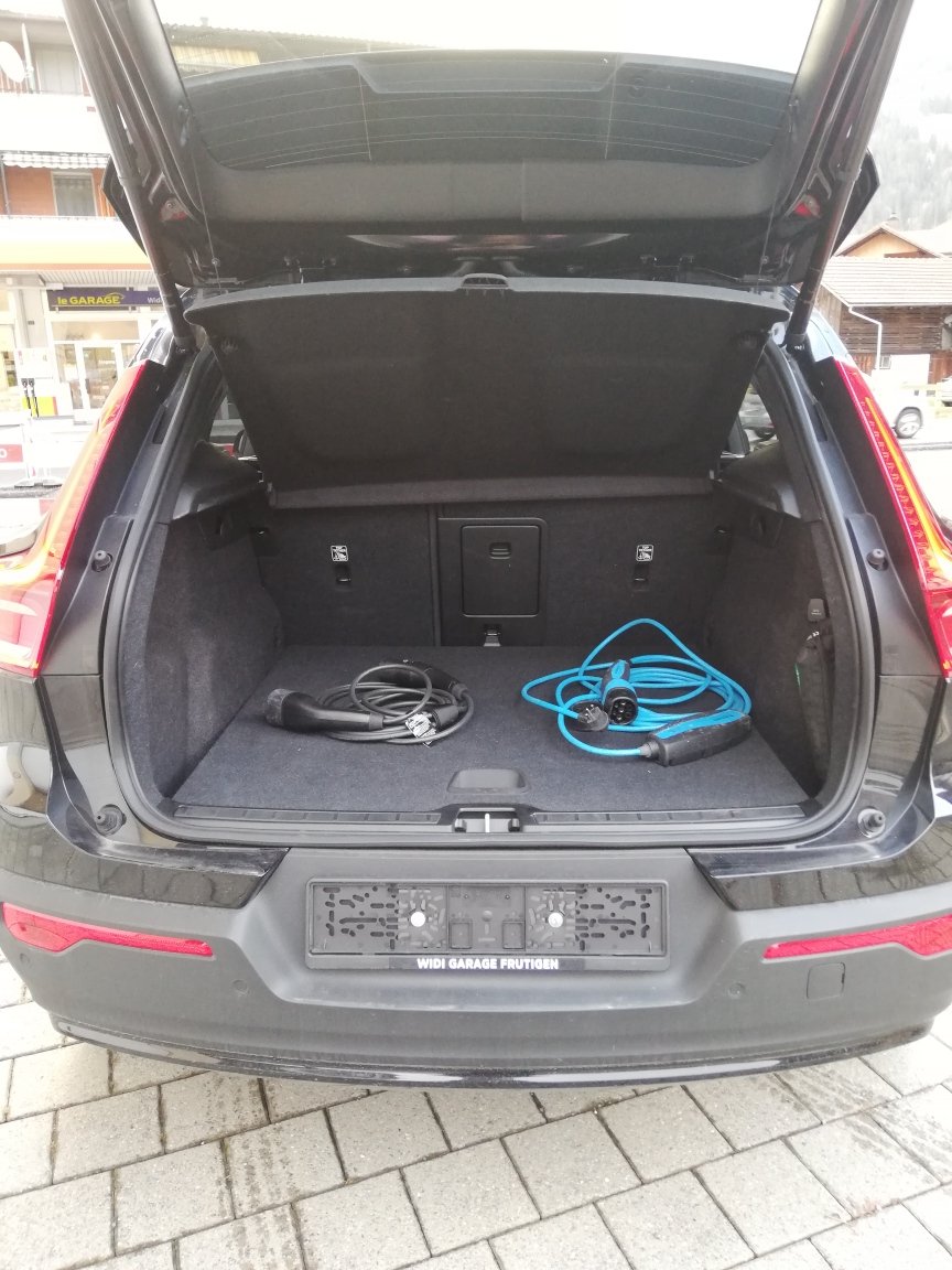 VOLVO XC40 1.5 T5 PiH Ultimate Dark, Plug-in-Hybrid Benzina/Elettrica, Occasioni / Usate, Automatico - 4