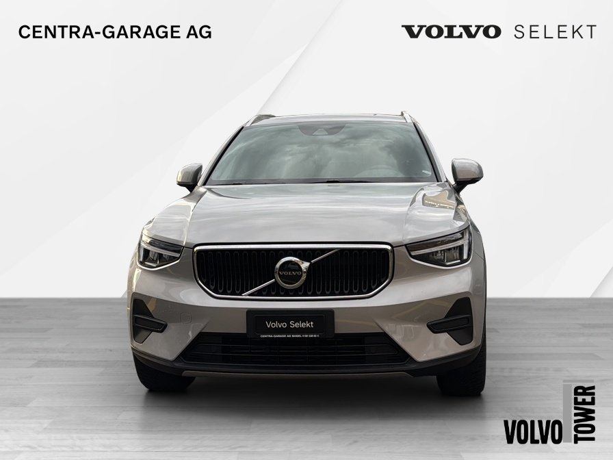 VOLVO XC40 T2 Xcite Geartronic, Benzin, Occasion / Gebraucht, Automatik - 2