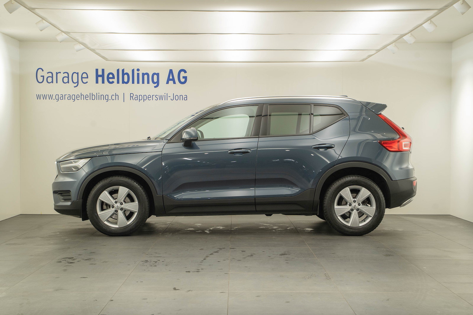 VOLVO XC40 1.5 T2 XCITE, Petrol, Second hand / Used, Automatic - 3