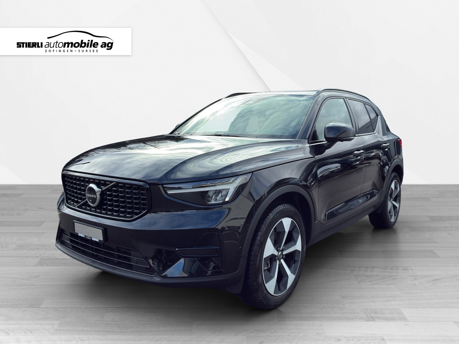 VOLVO XC40 2.0 B4 MH Plus Dark