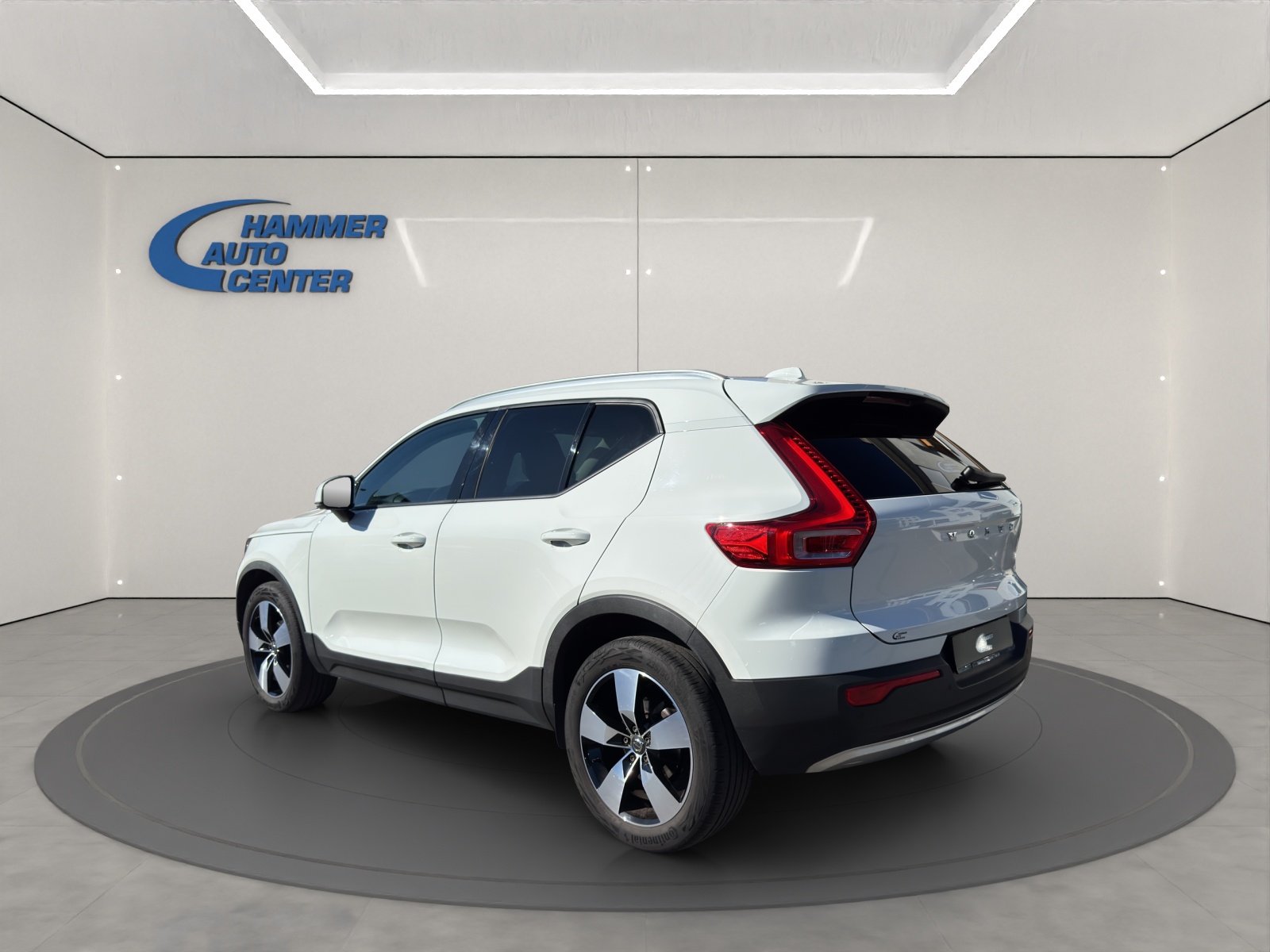 VOLVO XC40 1.5 T3 Momentum Light, Benzin, Occasion / Gebraucht, Automatik - 4