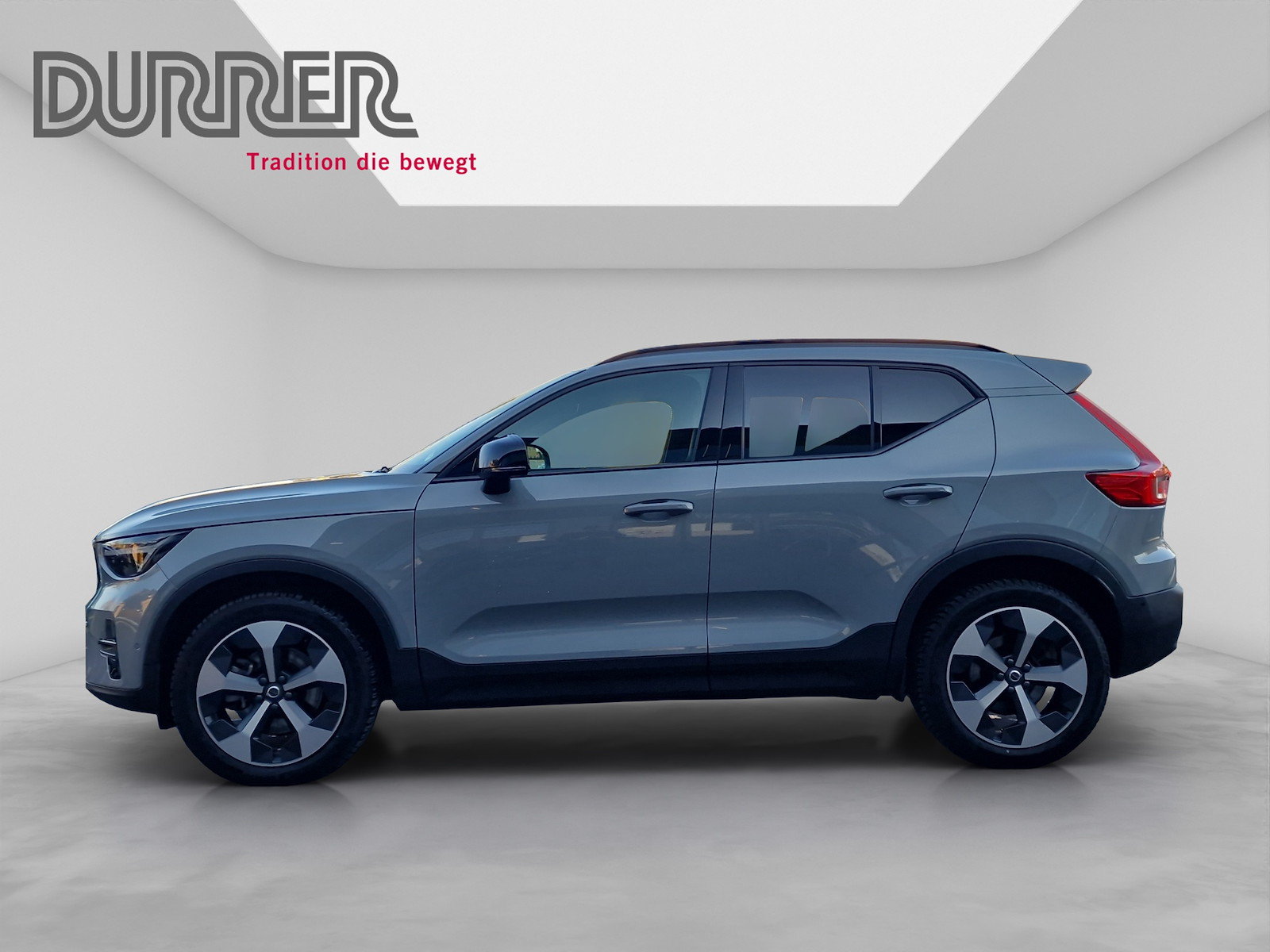 VOLVO XC40 2.0 B4 MH Plus Dark, Hybride Léger Essence/Électricité, Occasion / Utilisé, Automatique - 2