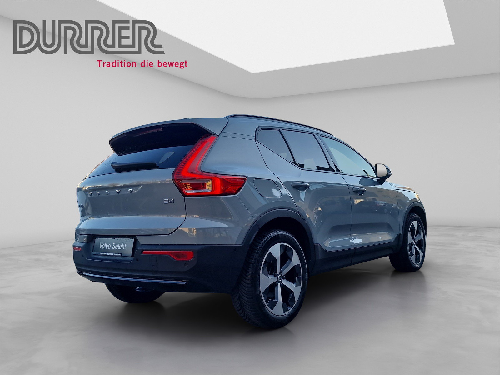 VOLVO XC40 2.0 B4 MH Plus Dark, Hybride Léger Essence/Électricité, Occasion / Utilisé, Automatique - 4