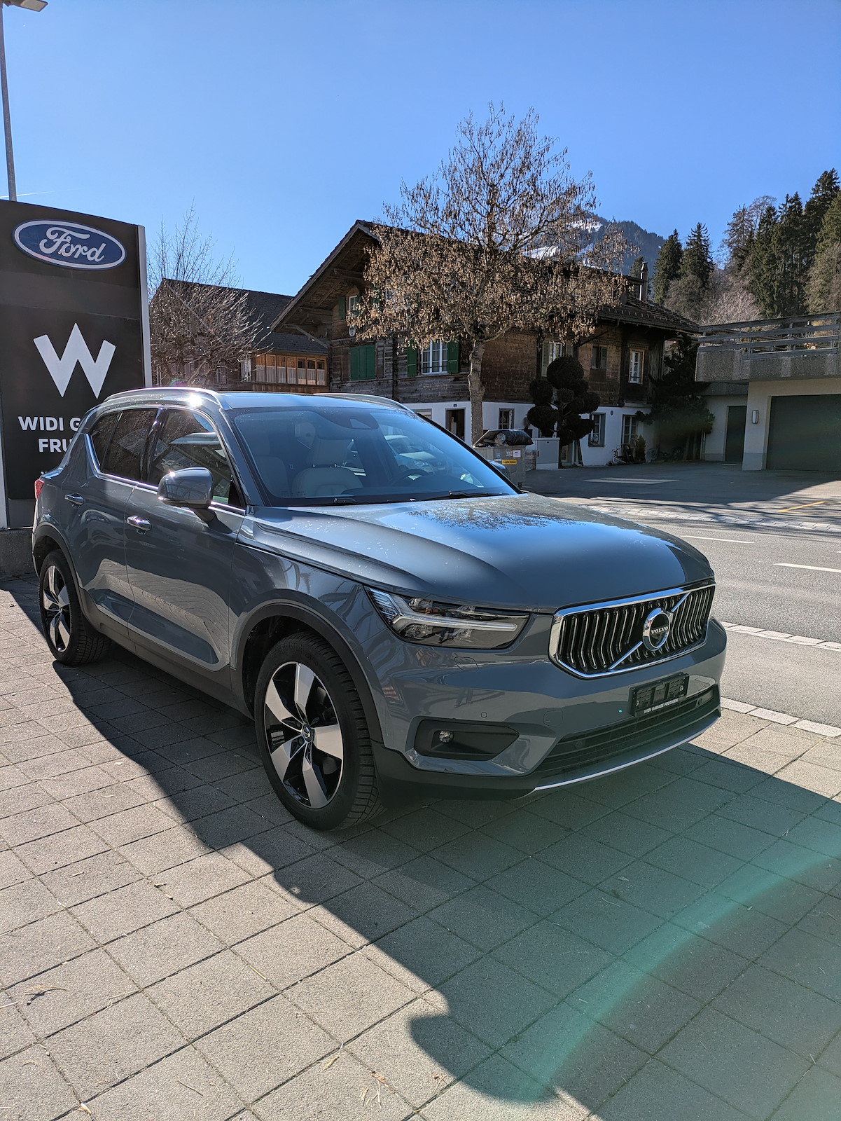 VOLVO XC40 2.0 B5 MH Inscription AWD